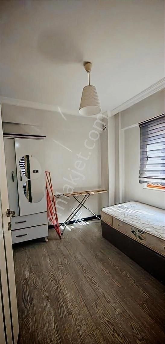 Kıbrıs Şehitleri Caddesi Üzerinde Kiralık Eşyalı Apart - Görsel 10