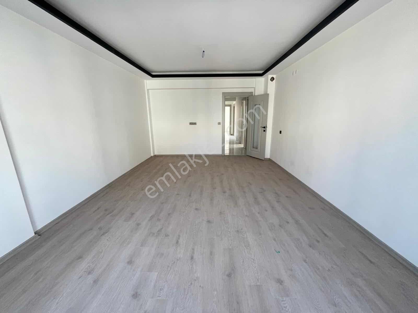 3+1 120m2 Ara Katta Full Yapılı Güney Cephe Oturuma Hazır Daire - Görsel 18