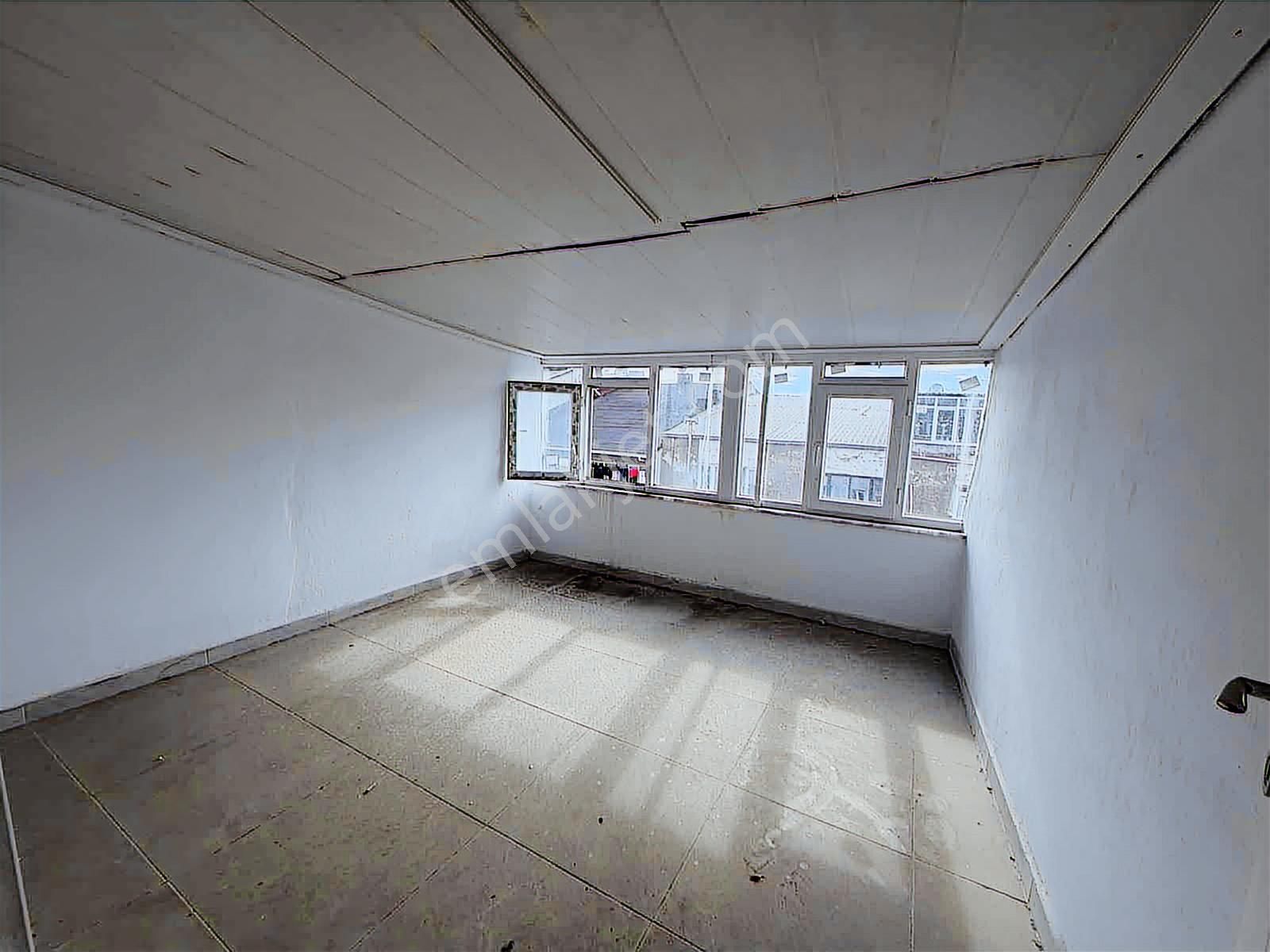 Önlü'den Mehmet Akif'de 450m2 İki Katlı Kullanışlı İş Hanı - Görsel 17