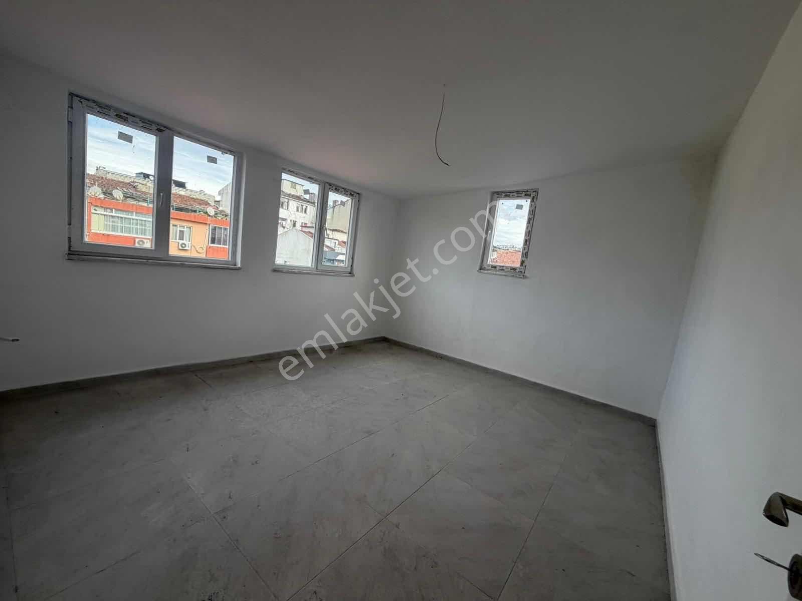 Önlü'den Mehmet Akif'de 450m2 İki Katlı Kullanışlı İş Hanı - Görsel 25