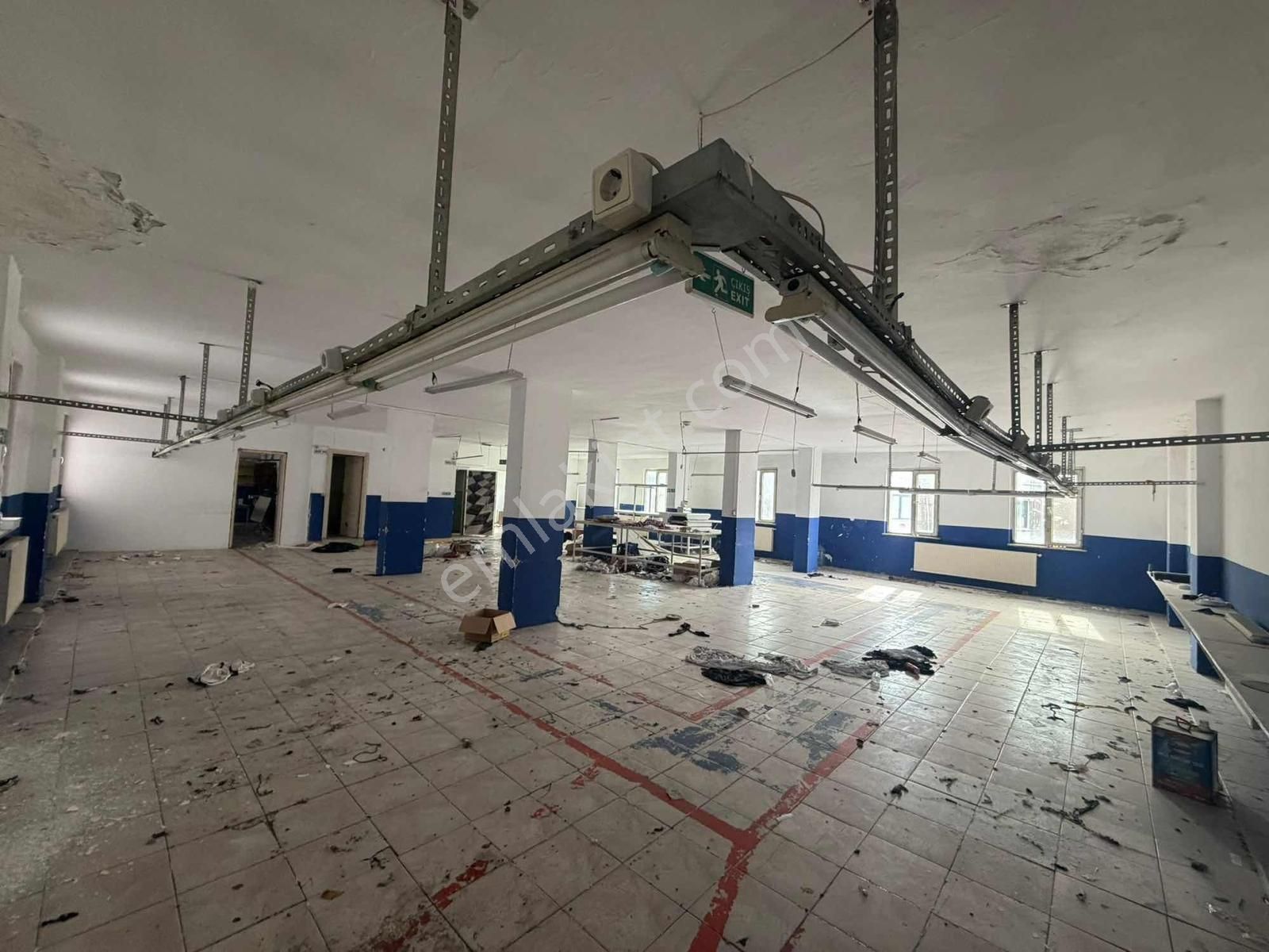 Önlü'den Mehmet Akif'de 450m2 İki Katlı Kullanışlı İş Hanı - Görsel 3