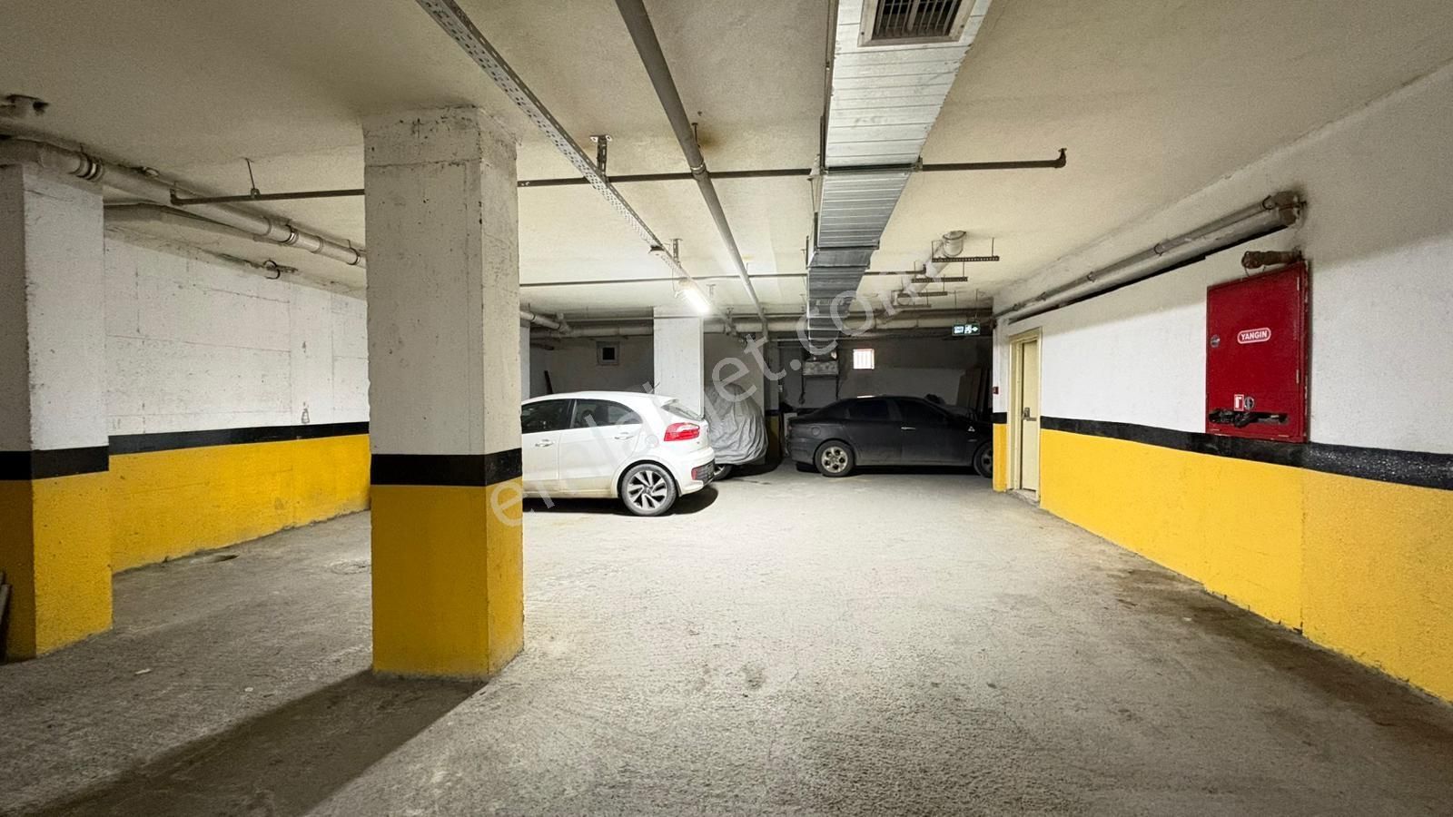 Cumhuriyet Mahallesinde Önü Açık,göl Manzaralı 2+1 Kiralık Daire - Görsel 13