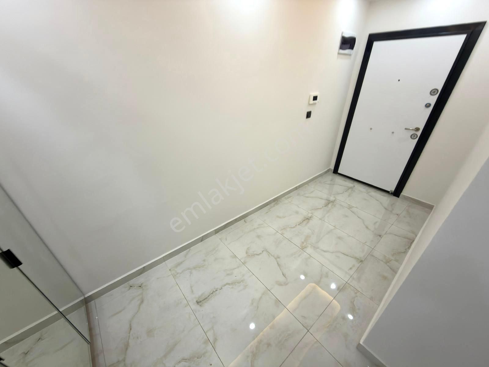 🏡 Referans'tan Altınkum'da Ön Cephe Ebeveyn Banyolu Ara Kat 2+1 Daire - Görsel 28