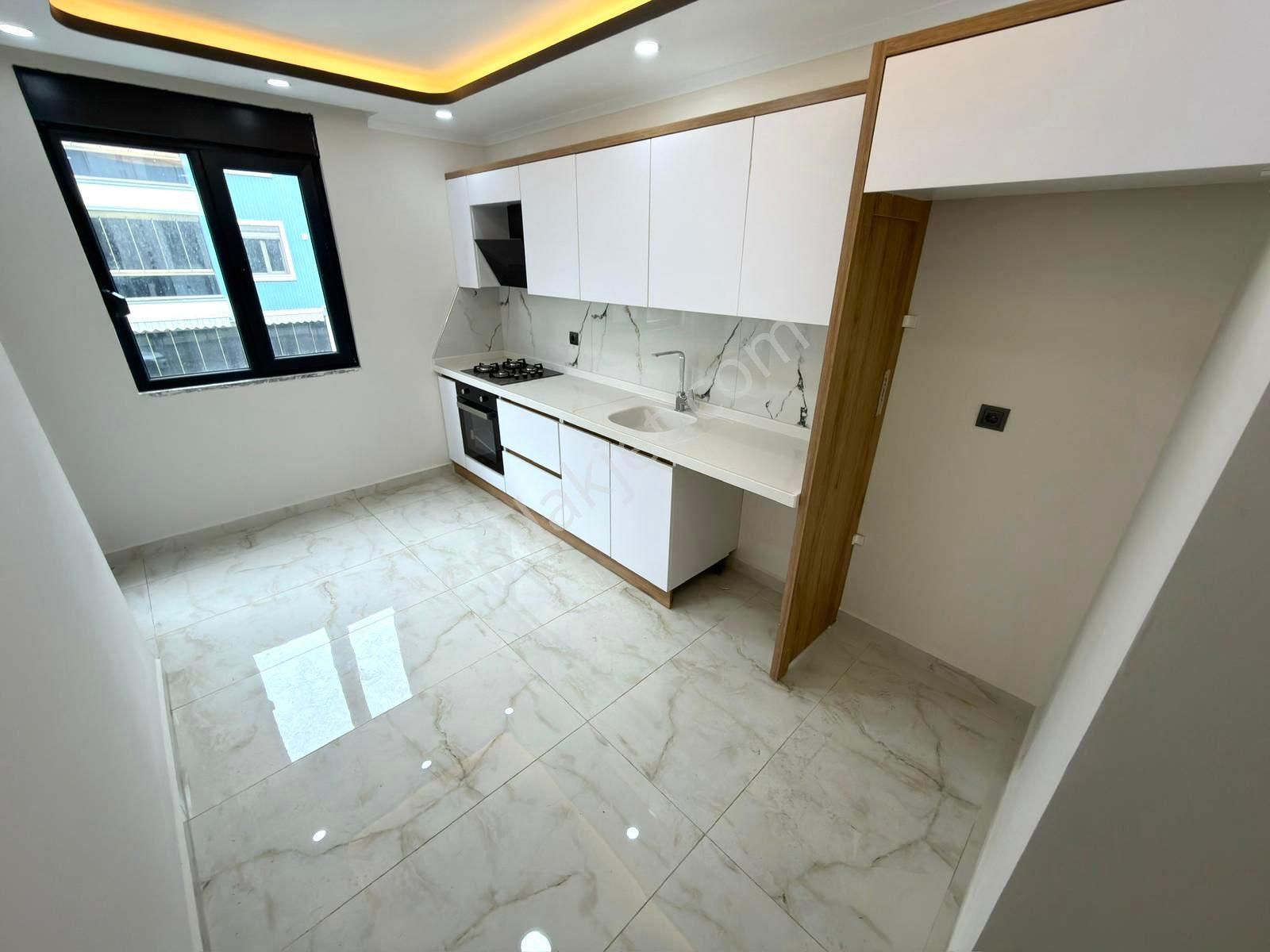 🏡 Referans'tan Altınkum'da Ön Cephe Ebeveyn Banyolu Ara Kat 2+1 Daire