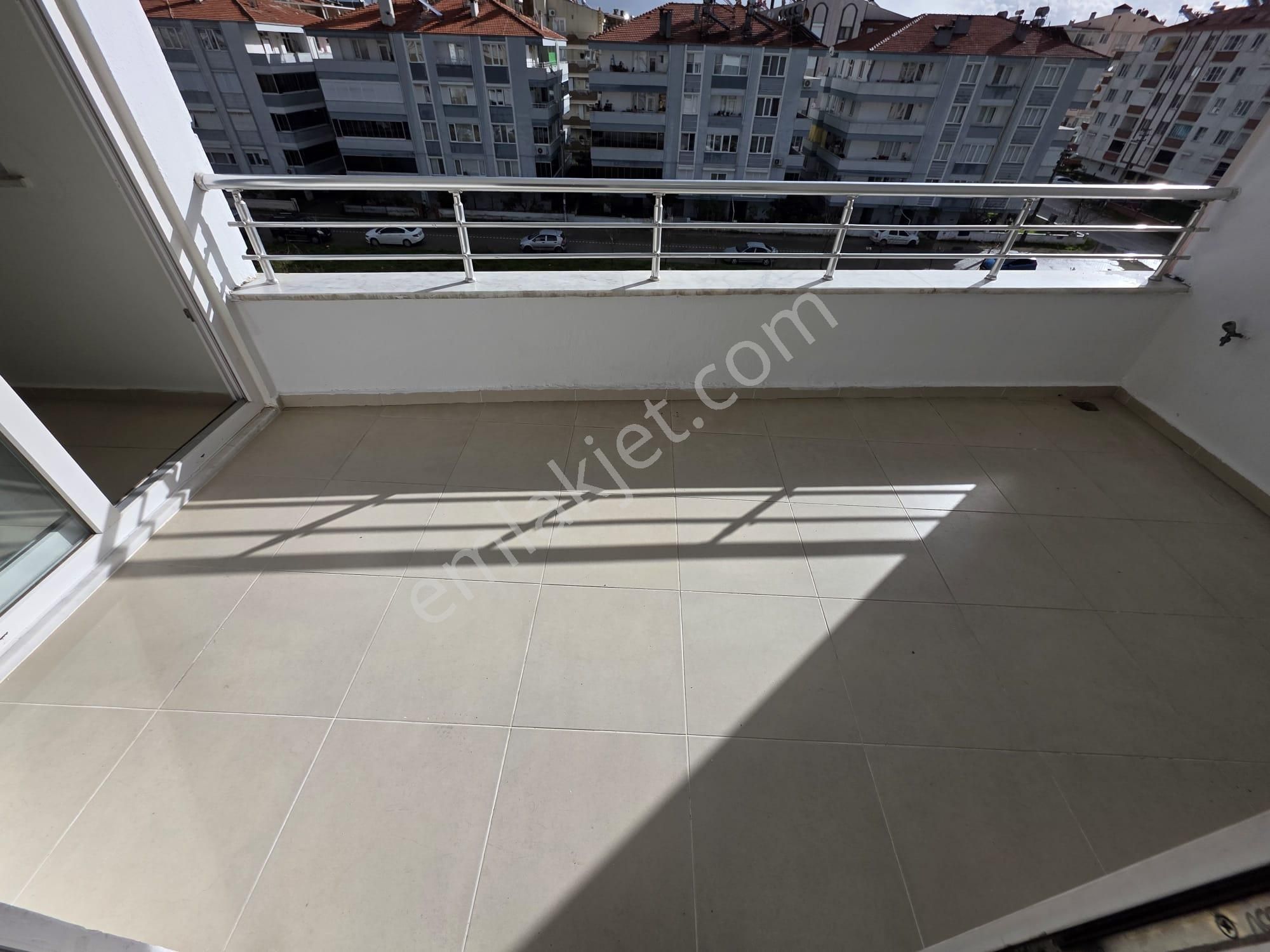 Irmaksudan Akçay Da Asansörlü Ayrı Mutfak Cift Balkon 3+1 Daire - Görsel 11