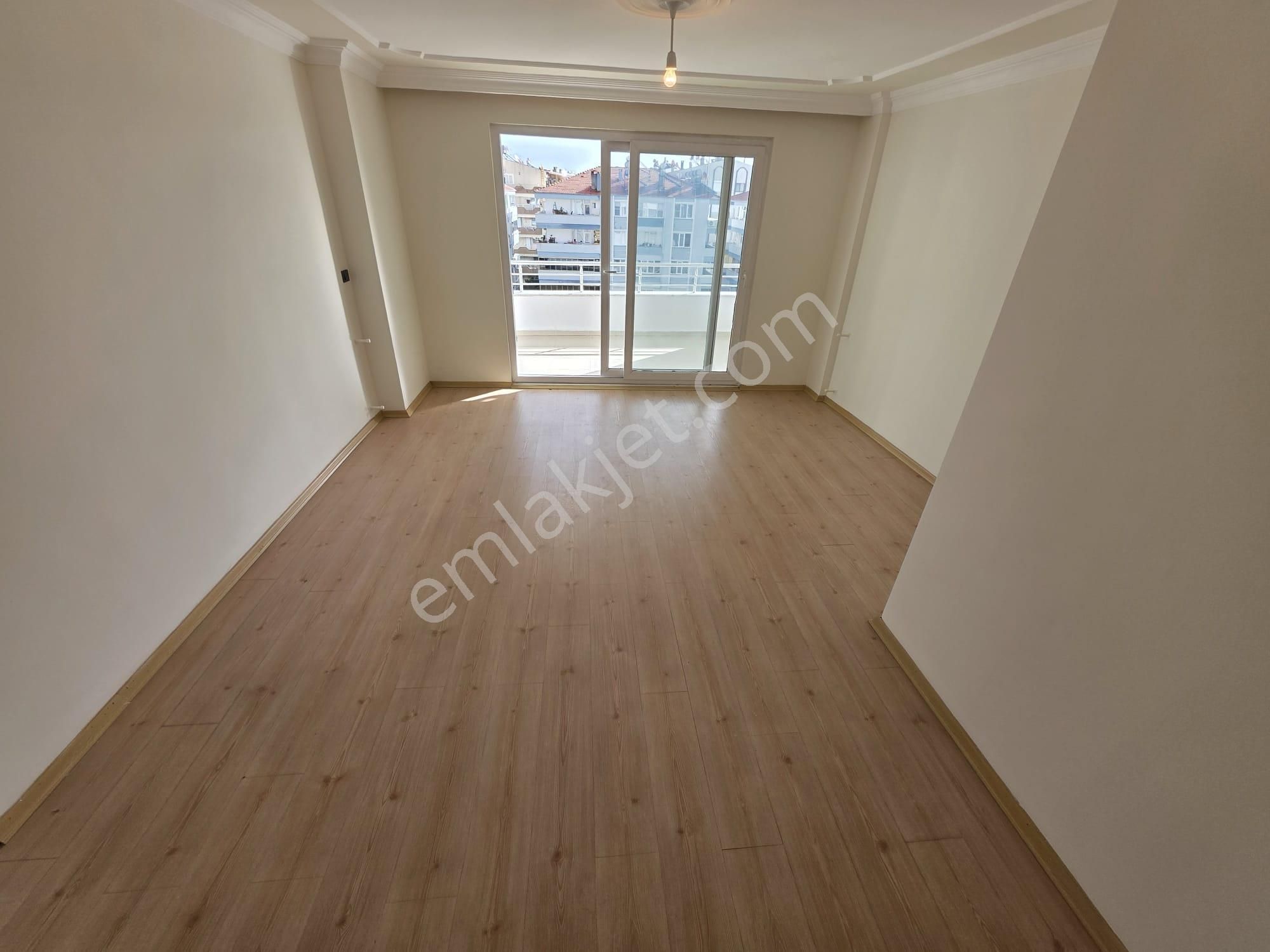 Irmaksudan Akçay Da Asansörlü Ayrı Mutfak Cift Balkon 3+1 Daire - Görsel 8