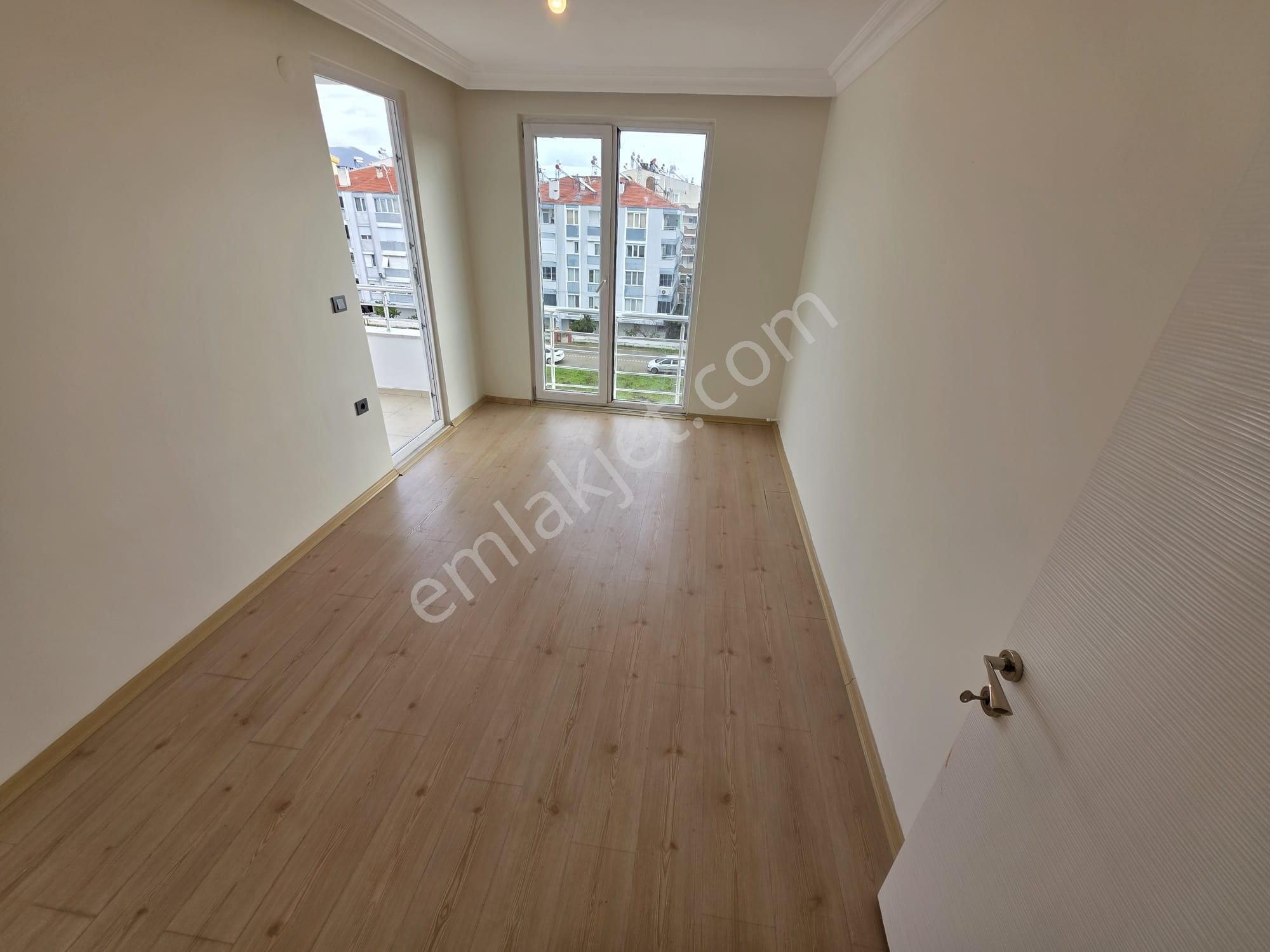 Irmaksudan Akçay Da Asansörlü Ayrı Mutfak Cift Balkon 3+1 Daire - Görsel 27
