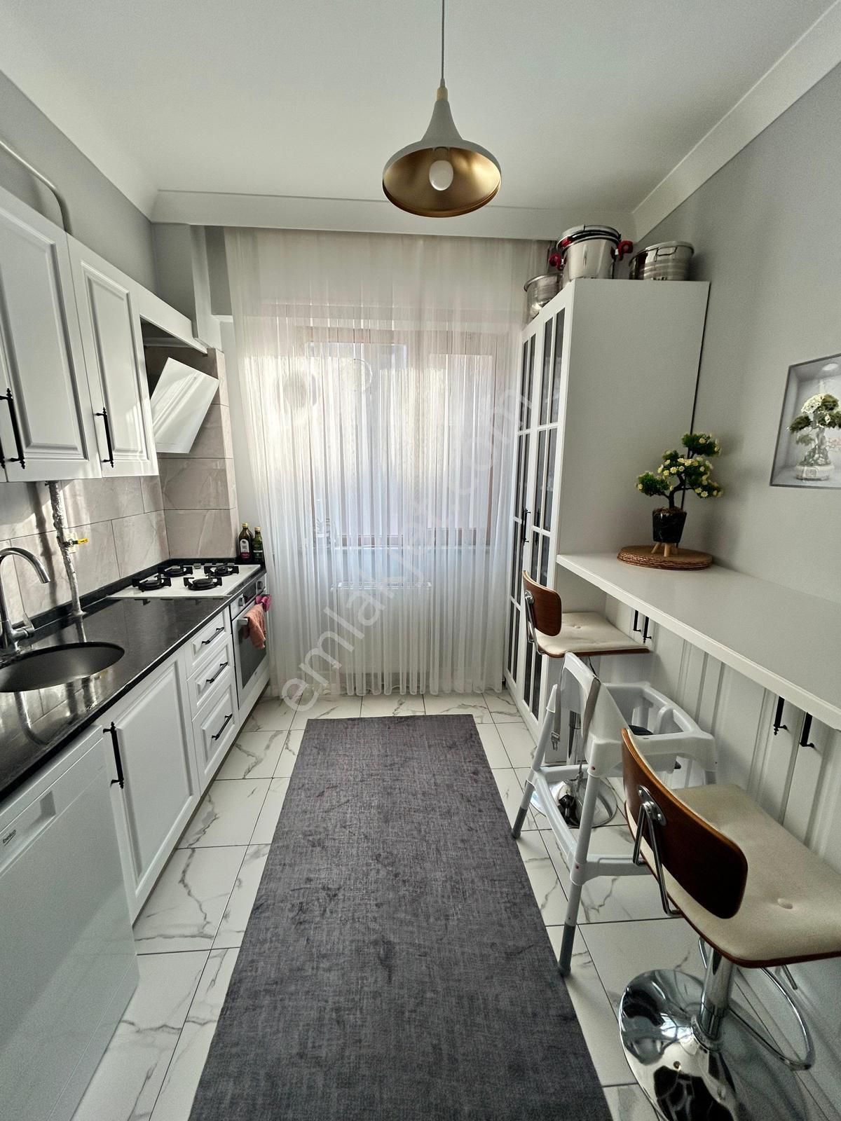 Arifiye Hanlı' Da 2+1 Arakat Ön Cephe Geniş Daire - Görsel 11