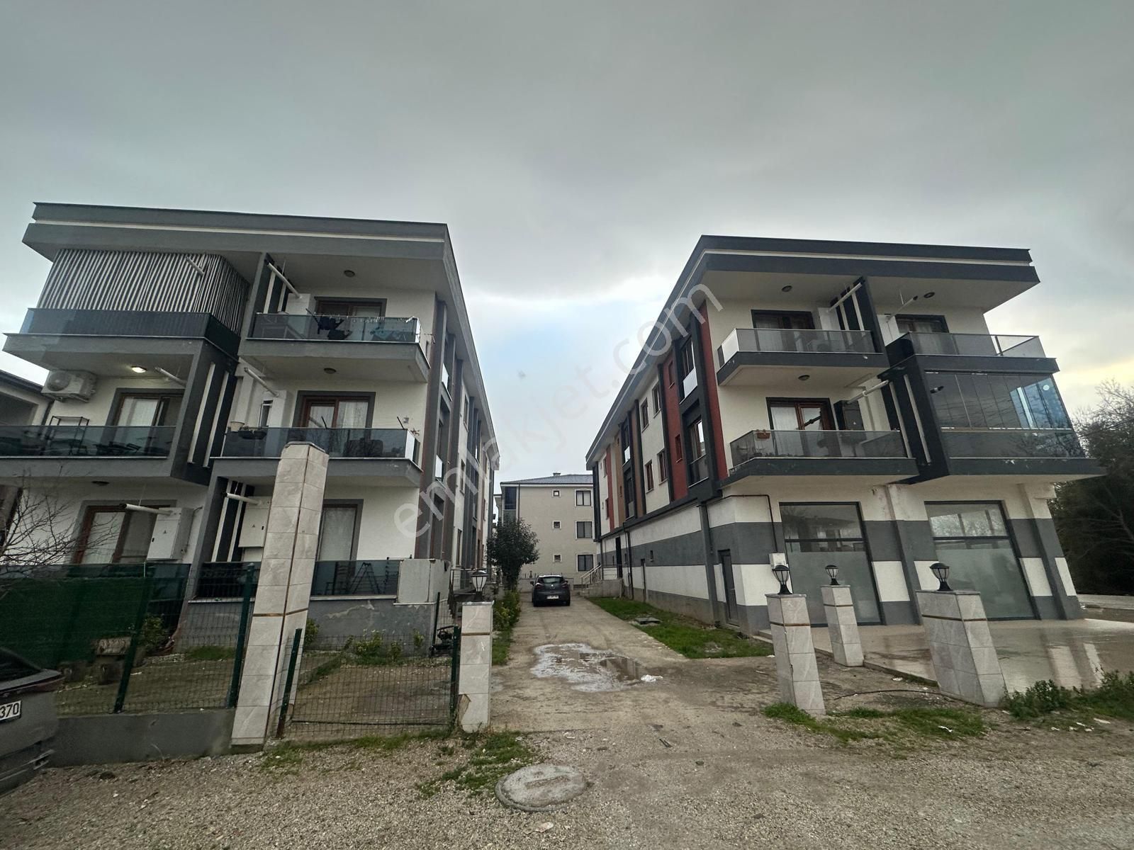 Arifiye Hanlı' Da 2+1 Arakat Ön Cephe Geniş Daire - Görsel 3