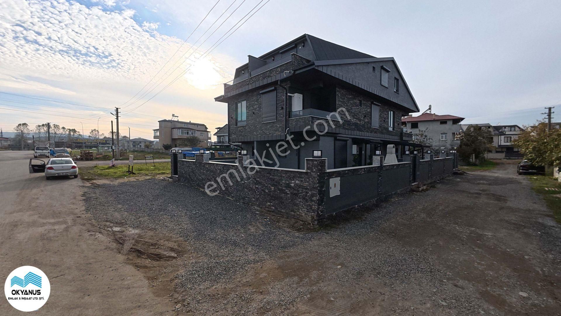 Sakarya Kocaali'de Müstakil Havuz Kullanımlı Bahçeli 4+1 Sıfır Villa - Görsel 3
