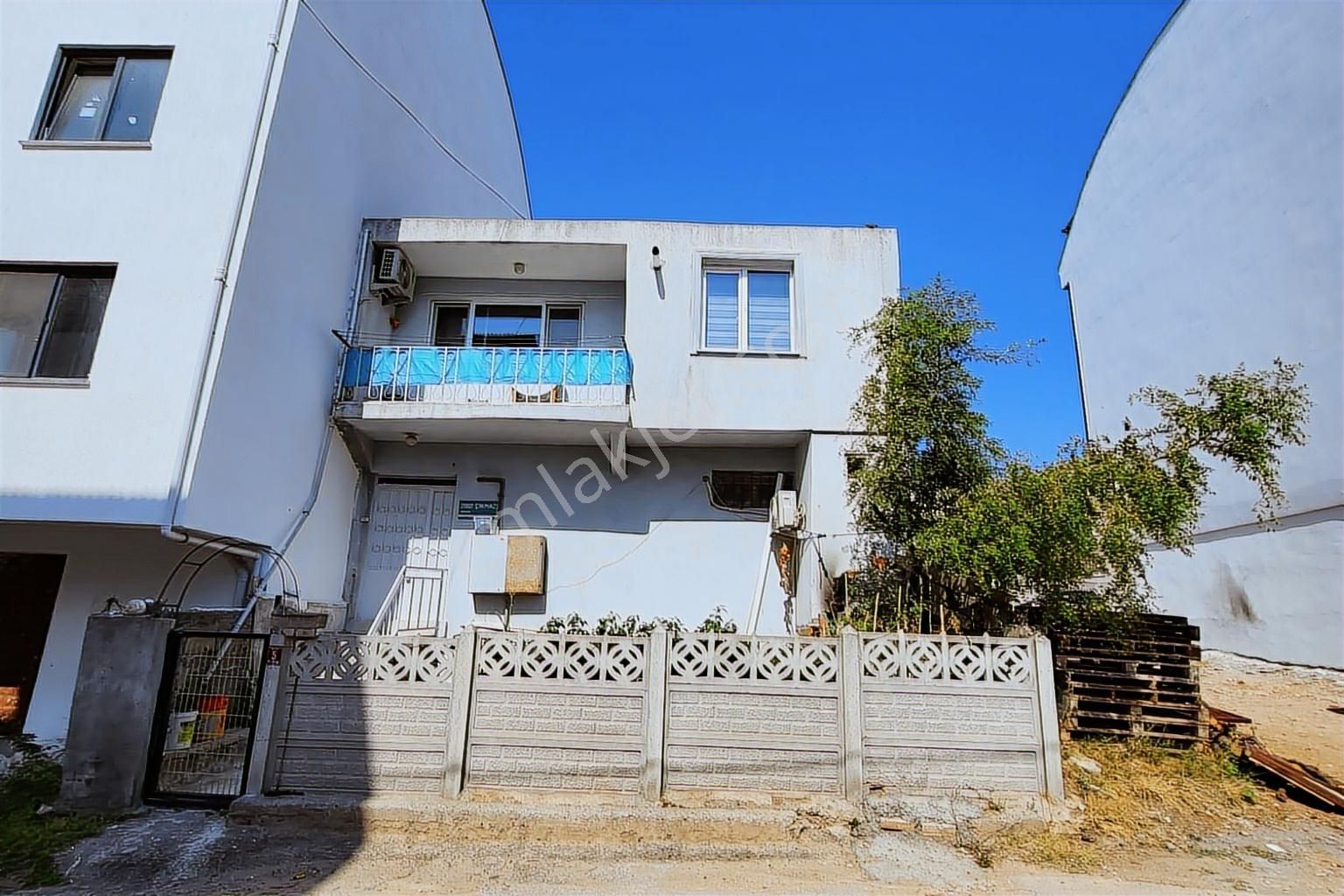 Bulut Emlaktan Ayyıldız Mah Satılık Bina | 2+1 Daire+ 2 Dükkan - Görsel 28