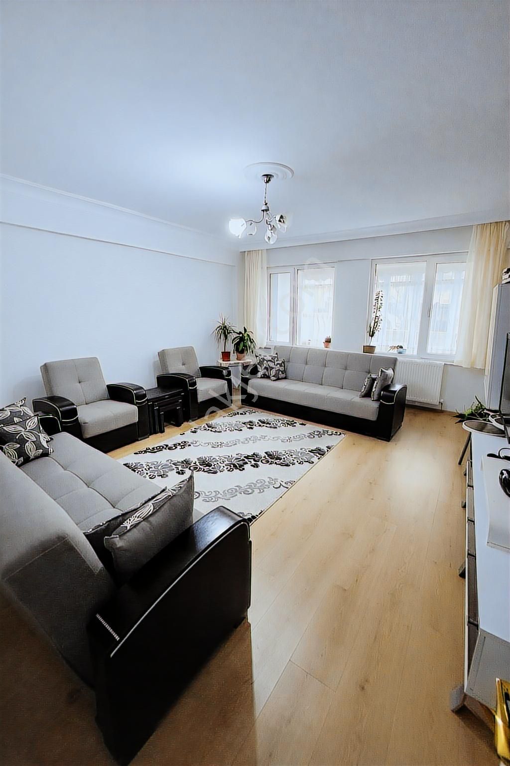 Buluttan Satılık Paşakonakta Bahçeli 3+1 Açıklamaya Dikkat - Görsel 2