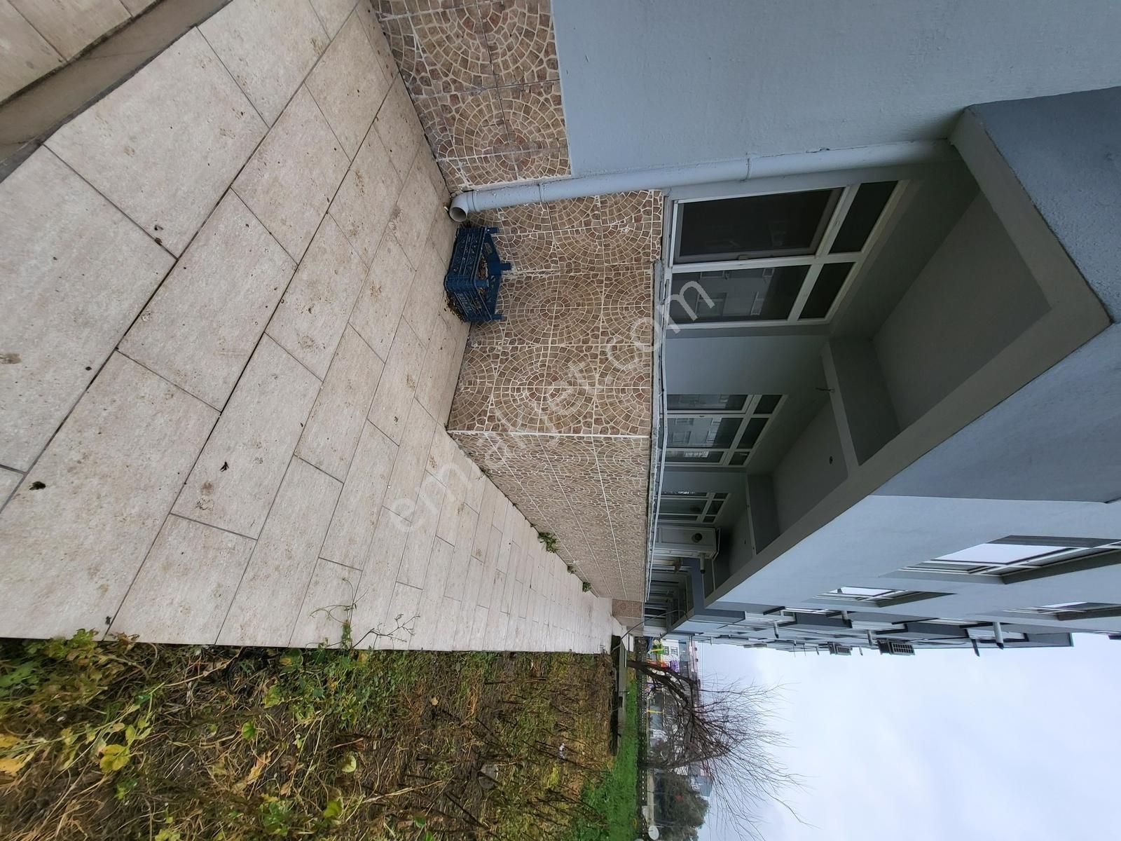 600 Evler Mahallesi Giriş Kat Bahçeli 2+1 85 M² Satılık Daire - Görsel 3