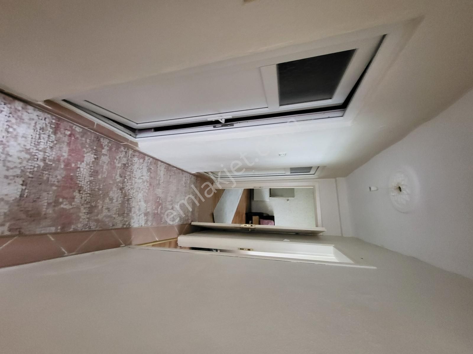 600 Evler Mahallesi Giriş Kat Bahçeli 2+1 85 M² Satılık Daire - Görsel 7