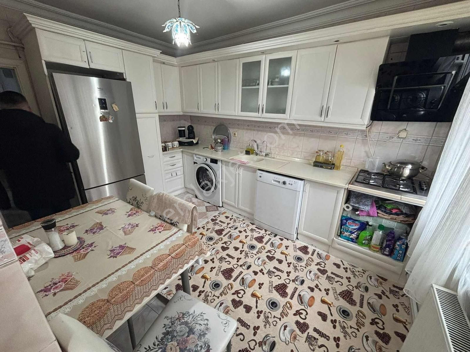 Sefaköy Söğütlüçesme Mahallesinde 2+1 Güney Cephe - Görsel 23