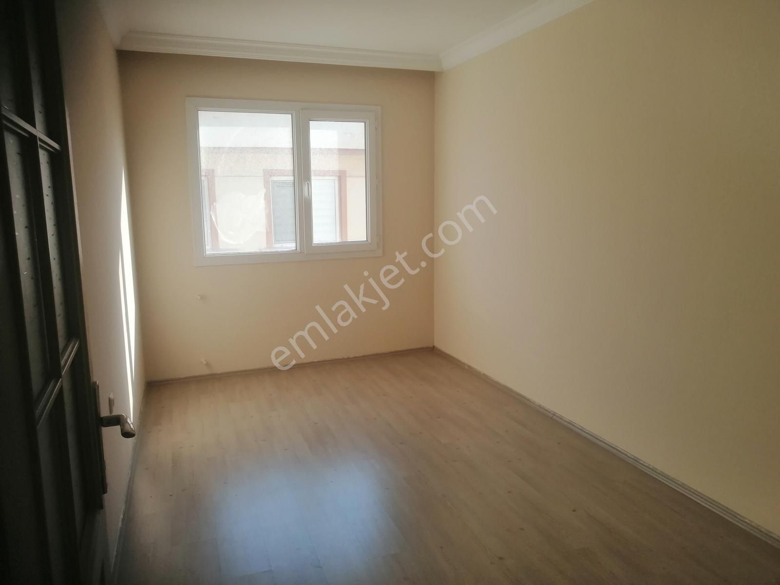 Buca Fırat Mahallesinde Kiralık 130m2 3+1 Köşe Daire - Görsel 2