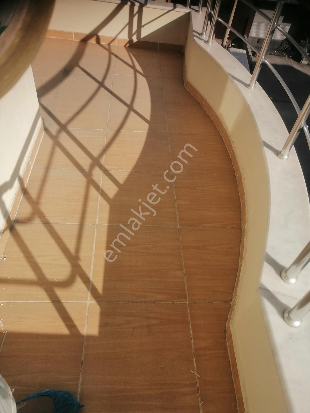 Buca Fırat Mahallesinde Kiralık 130m2 3+1 Köşe Daire - Görsel 6