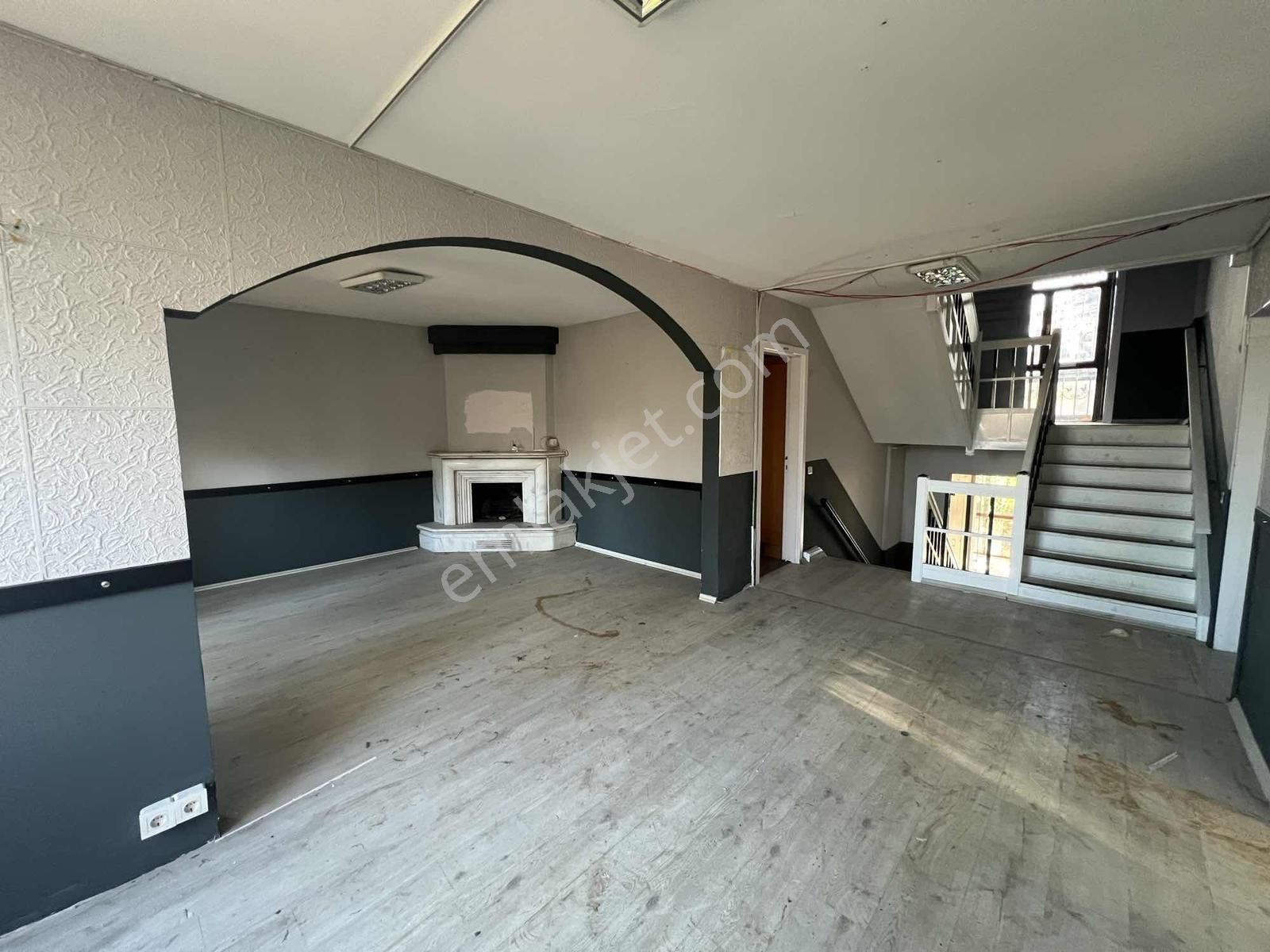 Bahçeşehir Merkezde Çınar Adası Satılık Köşe Villa - Görsel 12