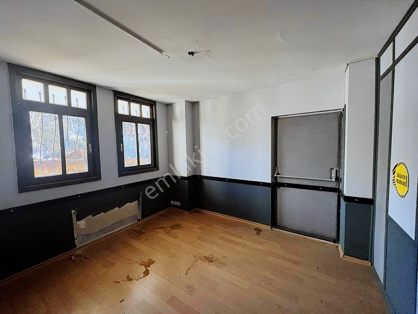 Bahçeşehir Merkezde Çınar Adası Satılık Köşe Villa - Görsel 5