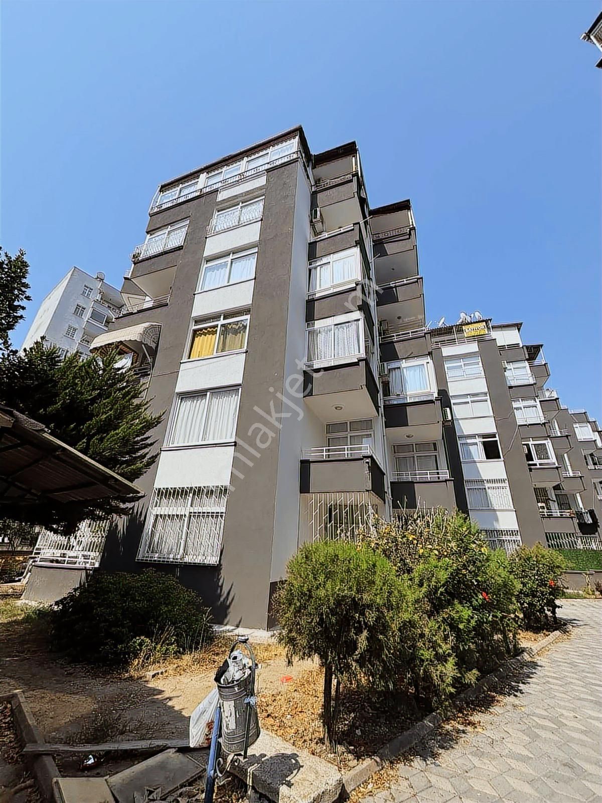 Mezitli Viranşehirde Geniş Teraslı 4+1