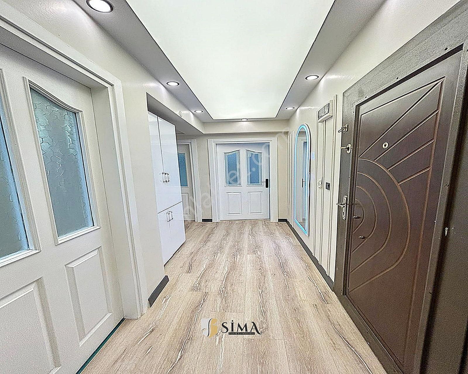 Metrobüse Yakın Krediye Uygun İskanlı Bahçe Kullanımlı Dekorlu 2+1 Satılık Daire - Görsel 11