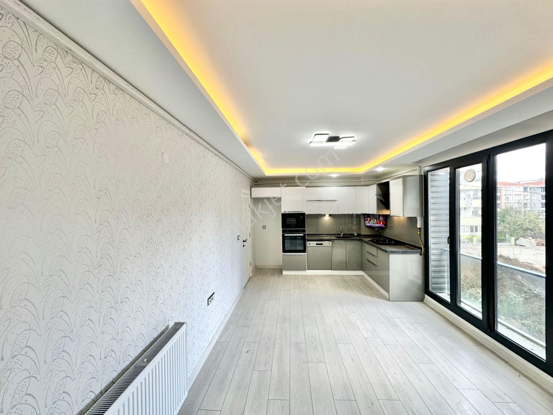 ꧁ay Emlaktan꧂akçay'da Muhteşem Konumlu Kombili Kapalı Balkon Satılık 1+1 Lüx Daire - Görsel 15