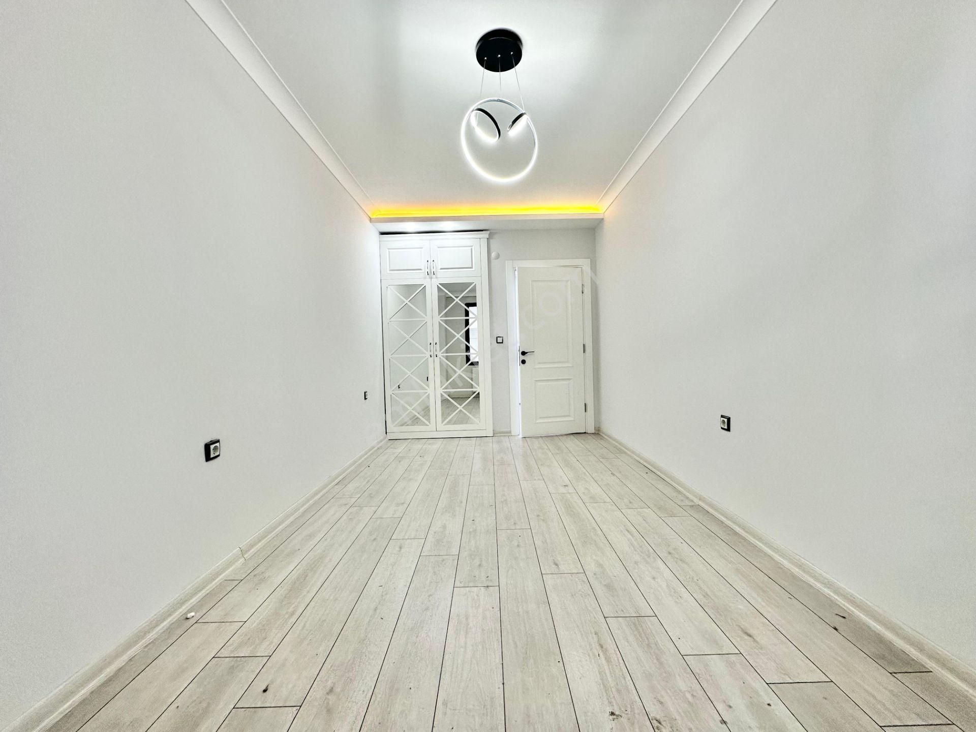 ꧁ay Emlaktan꧂akçay'da Muhteşem Konumlu Kombili Kapalı Balkon Satılık 1+1 Lüx Daire - Görsel 26