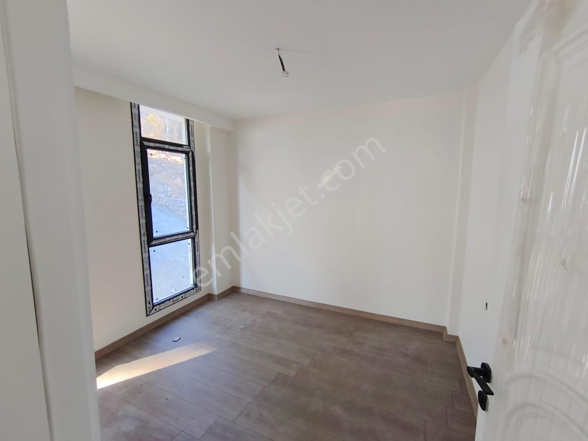 Kar Emlaktan Akçatekir Şıhlıda 5+1 Satılık Ultra Lüx Villa - Görsel 13