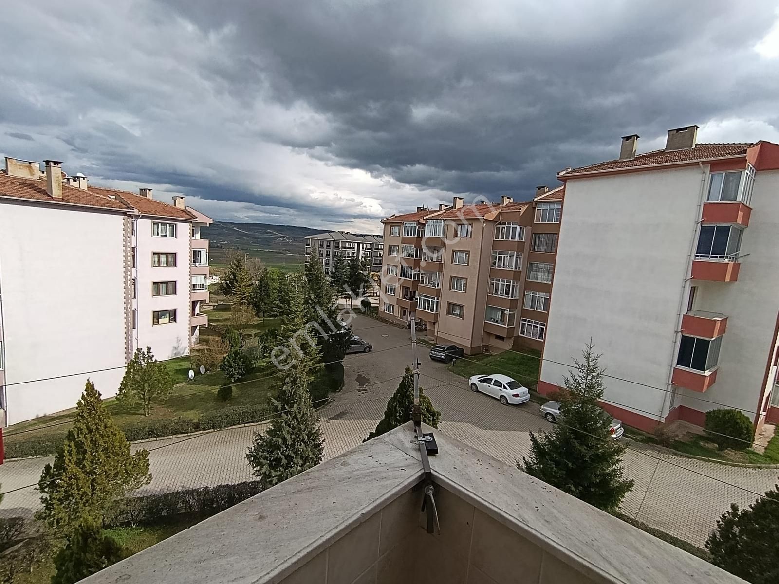 Kariyer'den Satılık Site İçi Arakt Daire - Görsel 14