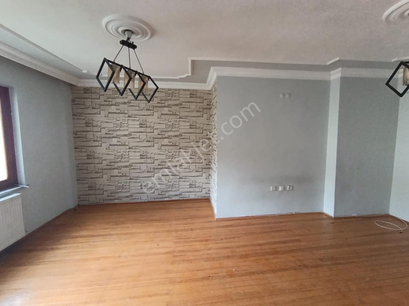 Kariyer'den Satılık Site İçi Arakt Daire - Görsel 13