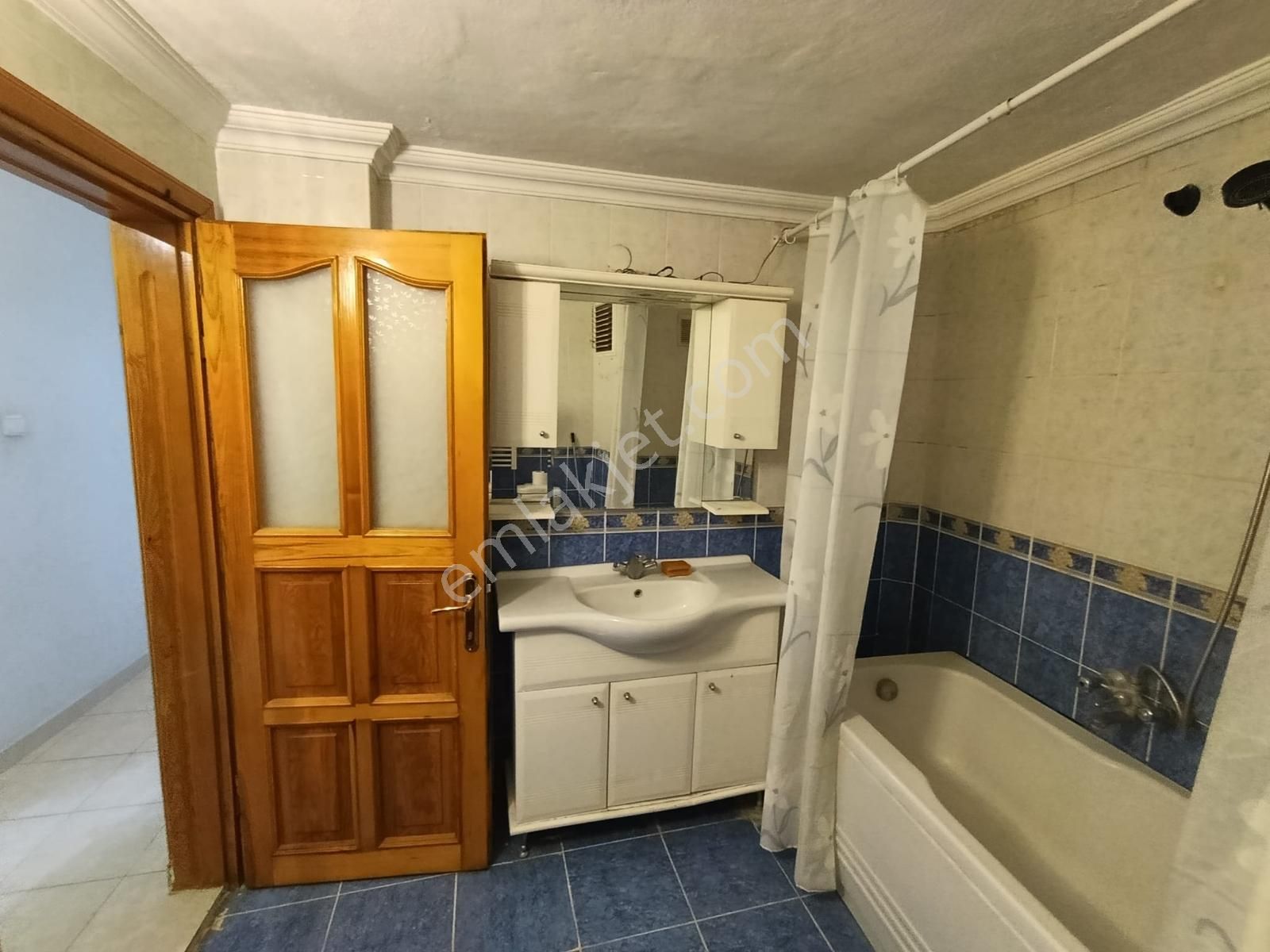 Kariyer'den Satılık Site İçi Arakt Daire - Görsel 19