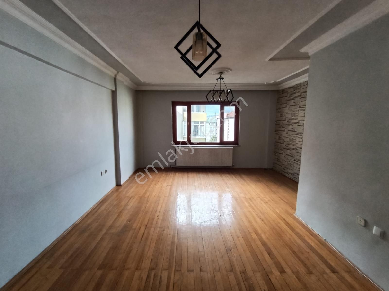 Kariyer'den Satılık Site İçi Arakt Daire - Görsel 12