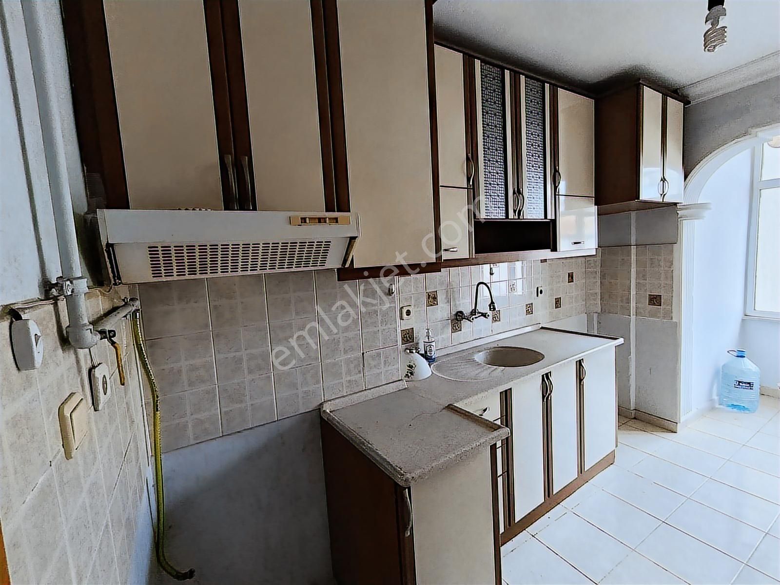 Kariyer'den Satılık Site İçi Arakt Daire - Görsel 22