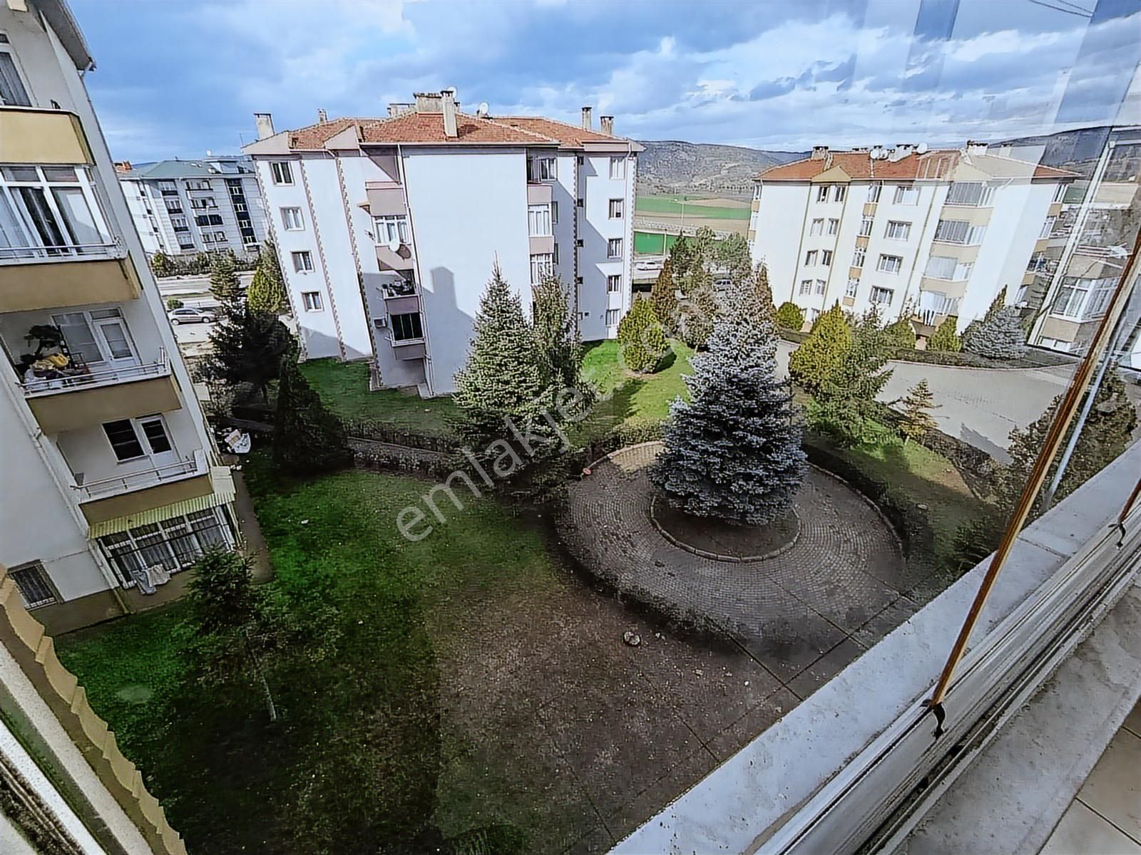 Kariyer'den Satılık Site İçi Arakt Daire - Görsel 26