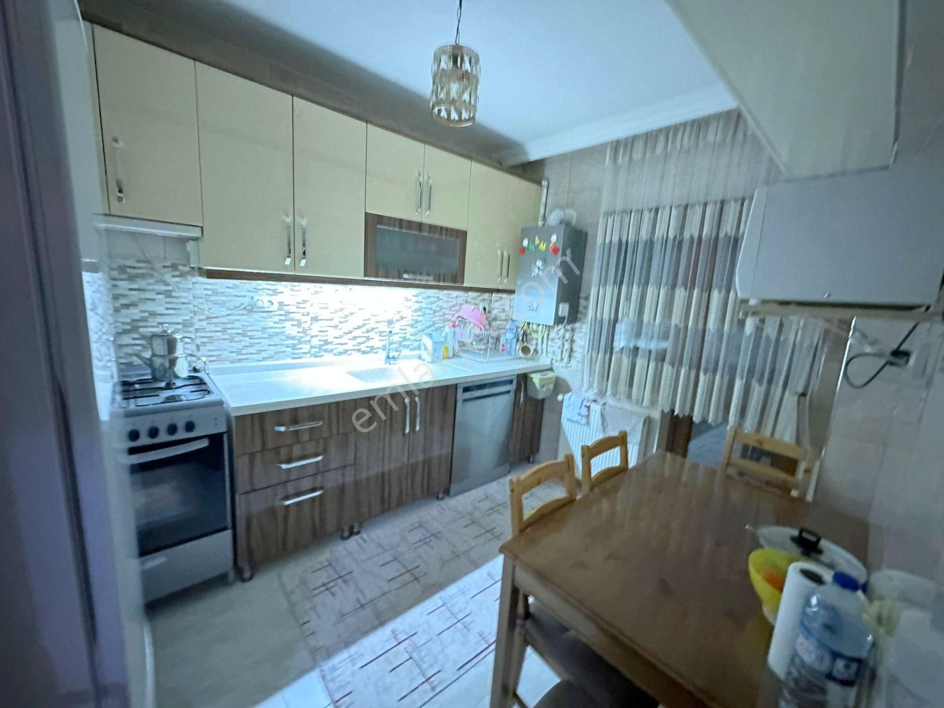 Şafak'tan Melek Özen Okulu Yanı 3+1 Bağımsız Orta Kat Ön Cephe - Görsel 9