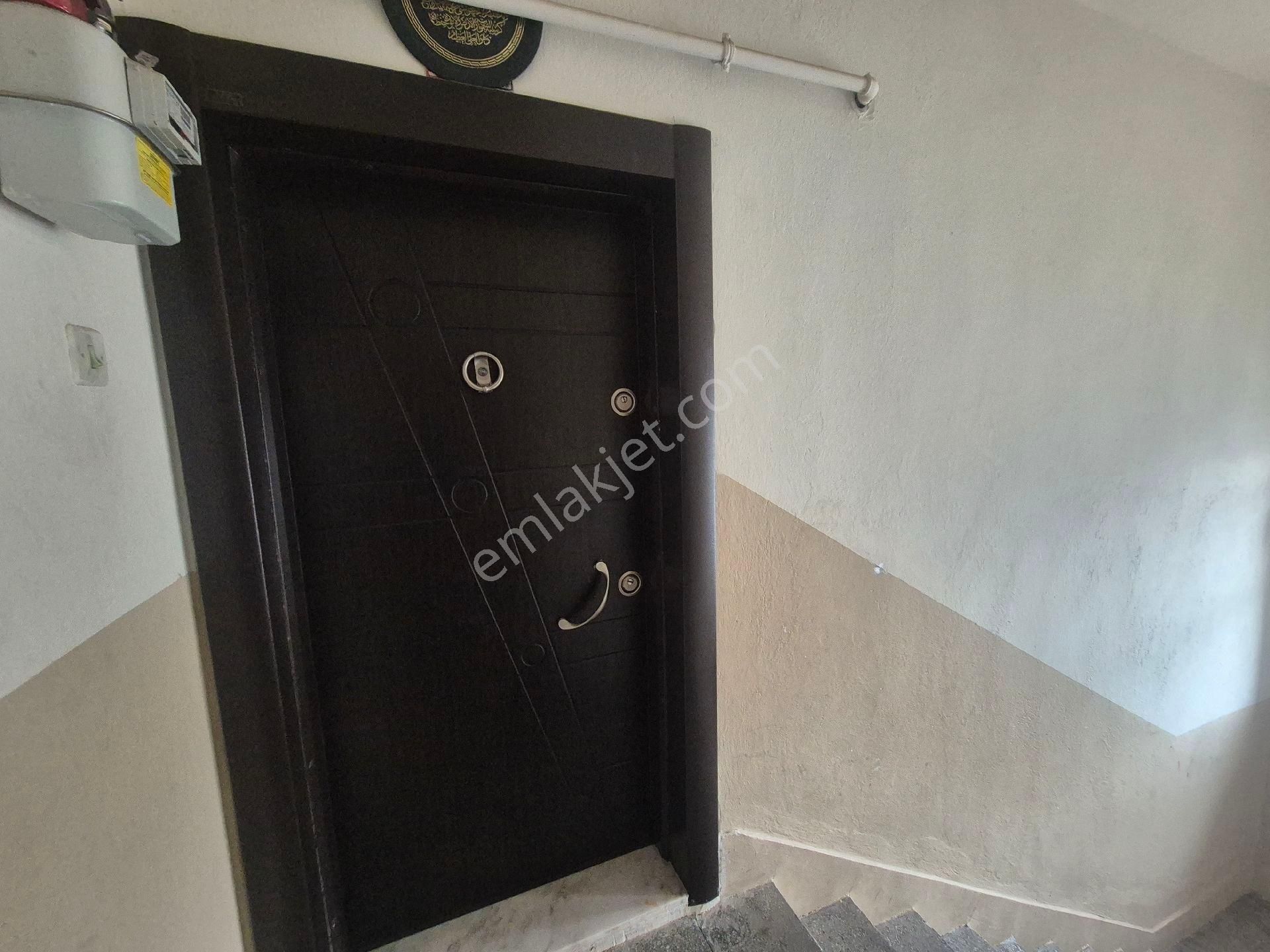 Orhan Gazi Den Kiralık 3+1 Kombili Daıre Sılle Yoluna Yürume Mesafesın De - Görsel 4