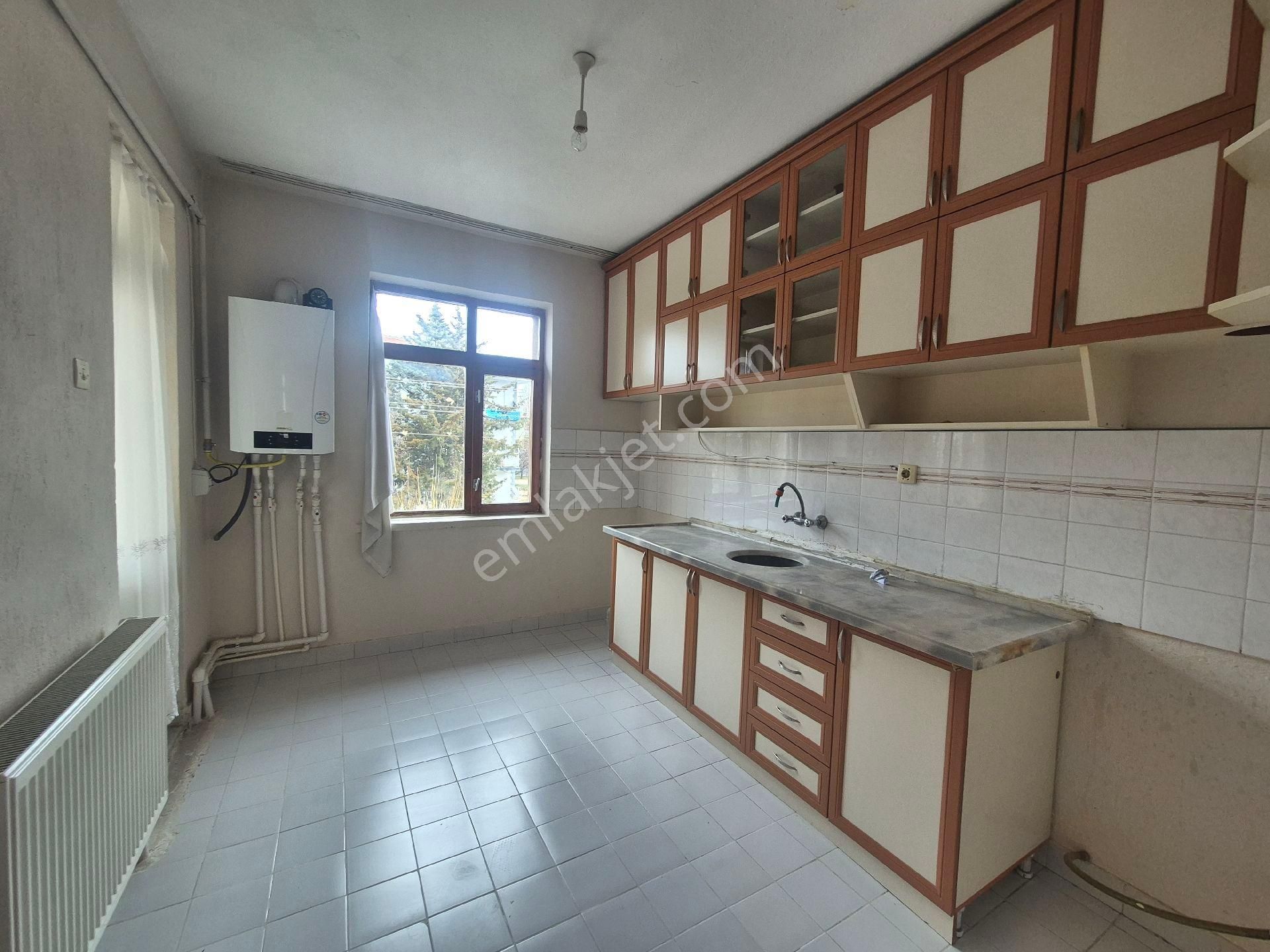 Orhan Gazi Den Kiralık 3+1 Kombili Daıre Sılle Yoluna Yürume Mesafesın De - Görsel 21