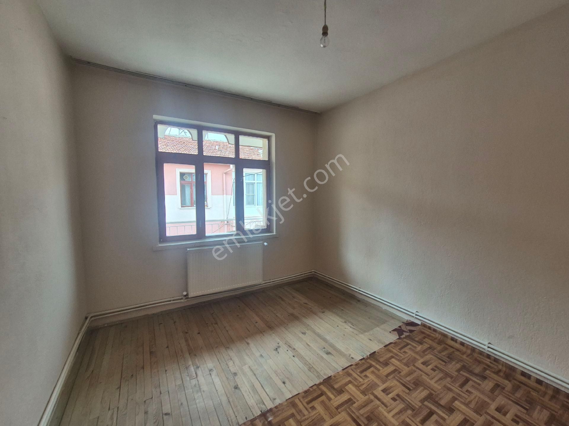 Orhan Gazi Den Kiralık 3+1 Kombili Daıre Sılle Yoluna Yürume Mesafesın De - Görsel 13