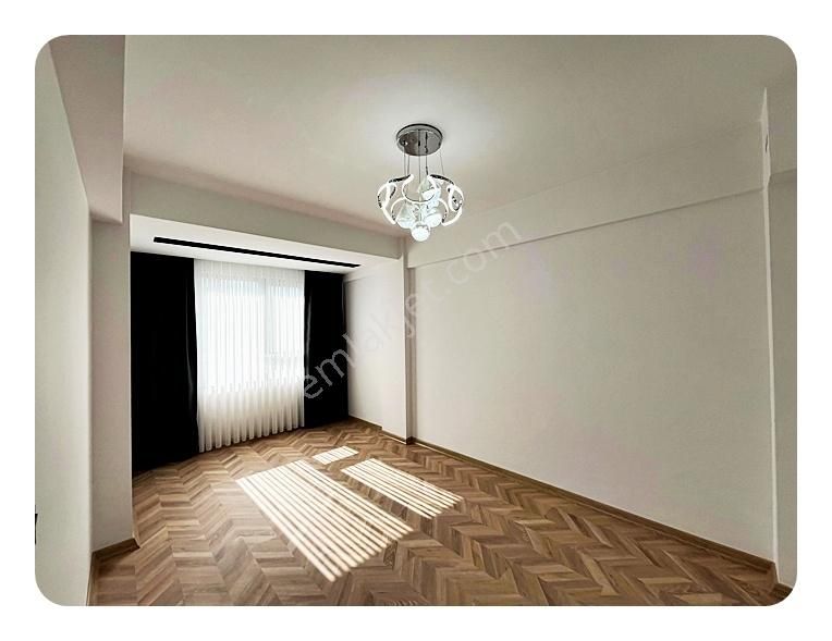 Yenikent Emlak'tan 3,5+1 Ultra Lüx Geniş Gösterişli Daire - Görsel 14