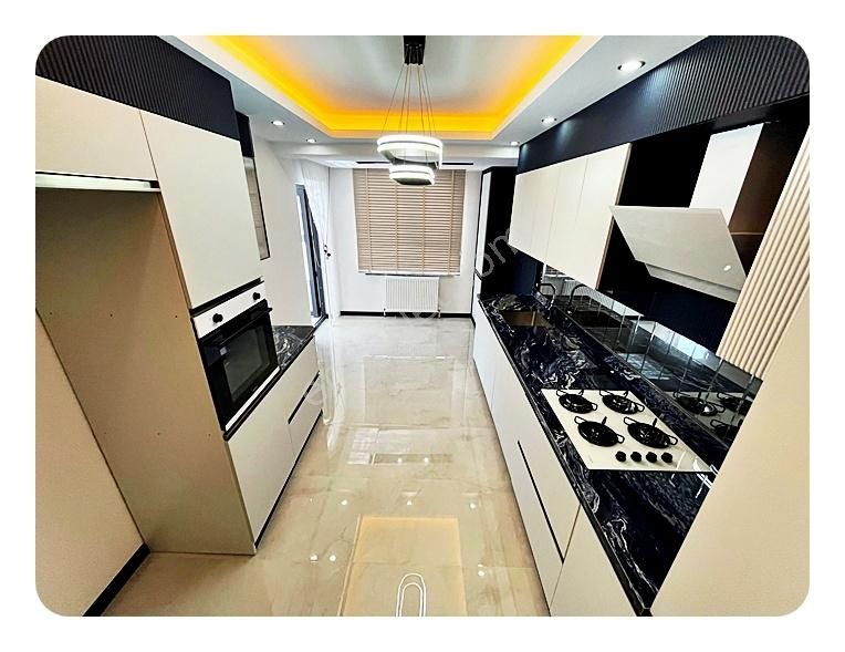 Yenikent Emlak'tan 3,5+1 Ultra Lüx Geniş Gösterişli Daire - Görsel 19