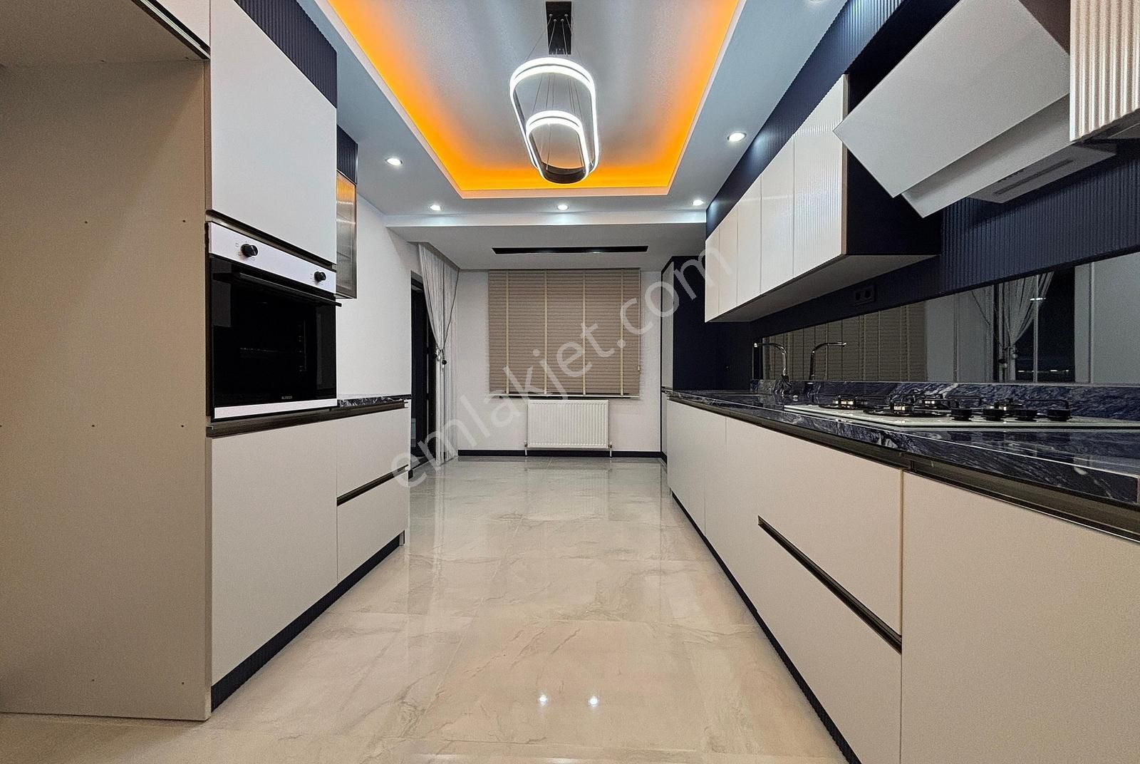 Yenikent Emlak'tan 3,5+1 Ultra Lüx Geniş Gösterişli Daire - Görsel 5