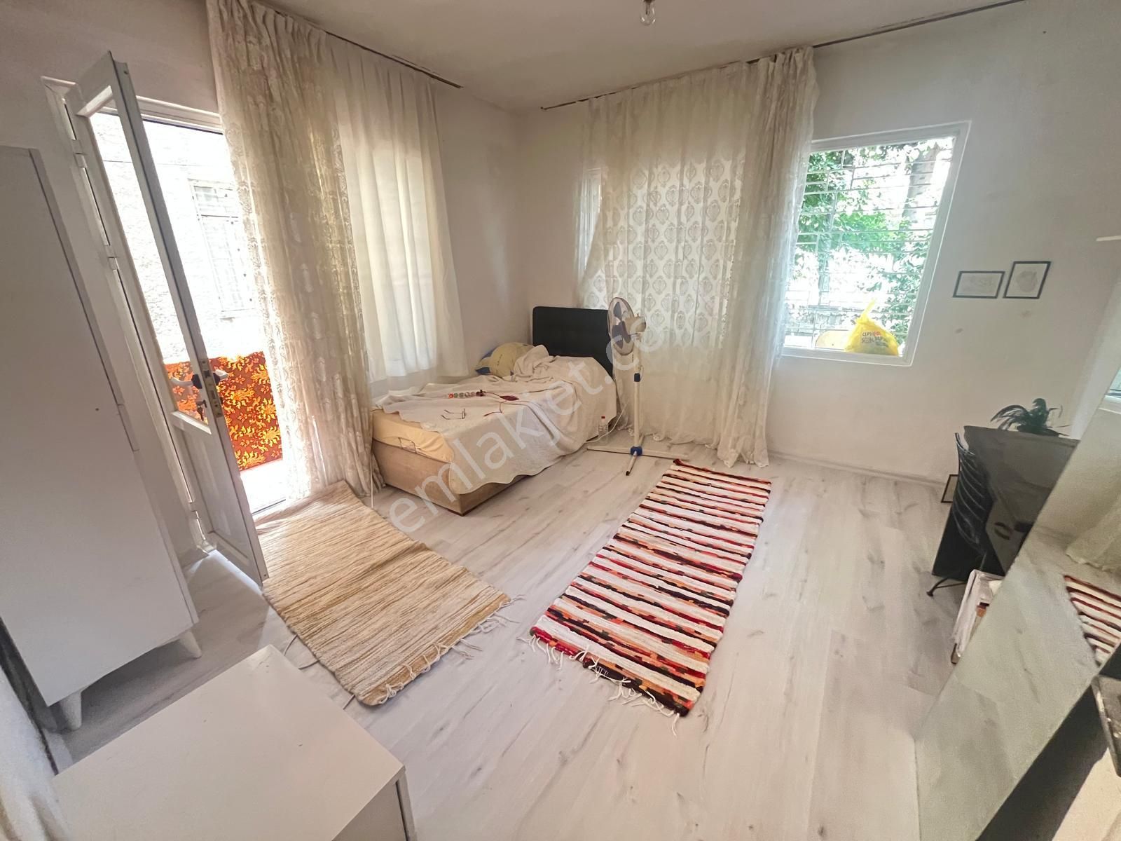 Prestij'den Hamidiye'de Ayrı Mutfak Geniş Oturumlu 2+1 Daire - Görsel 12