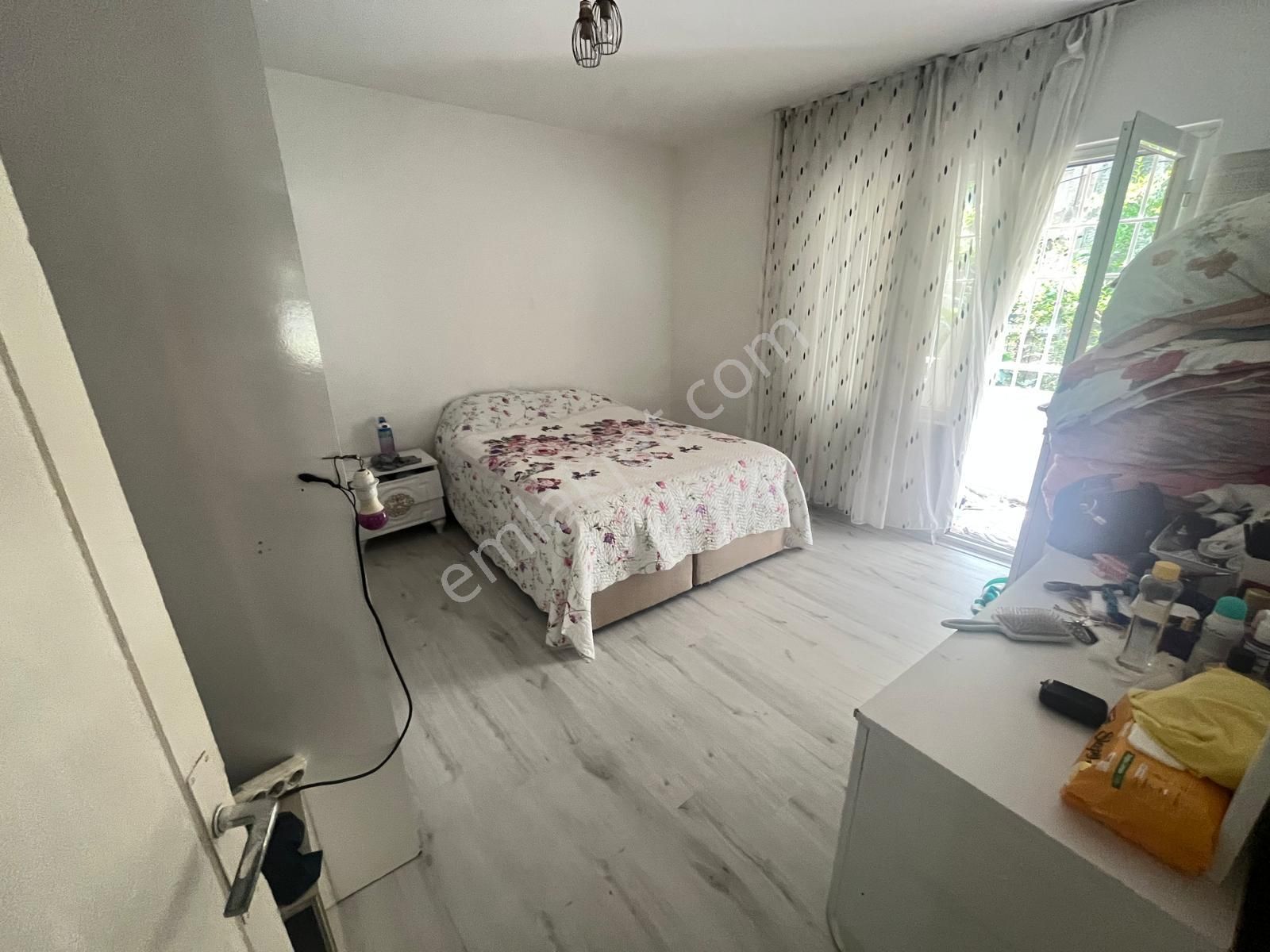 Prestij'den Hamidiye'de Ayrı Mutfak Geniş Oturumlu 2+1 Daire - Görsel 11