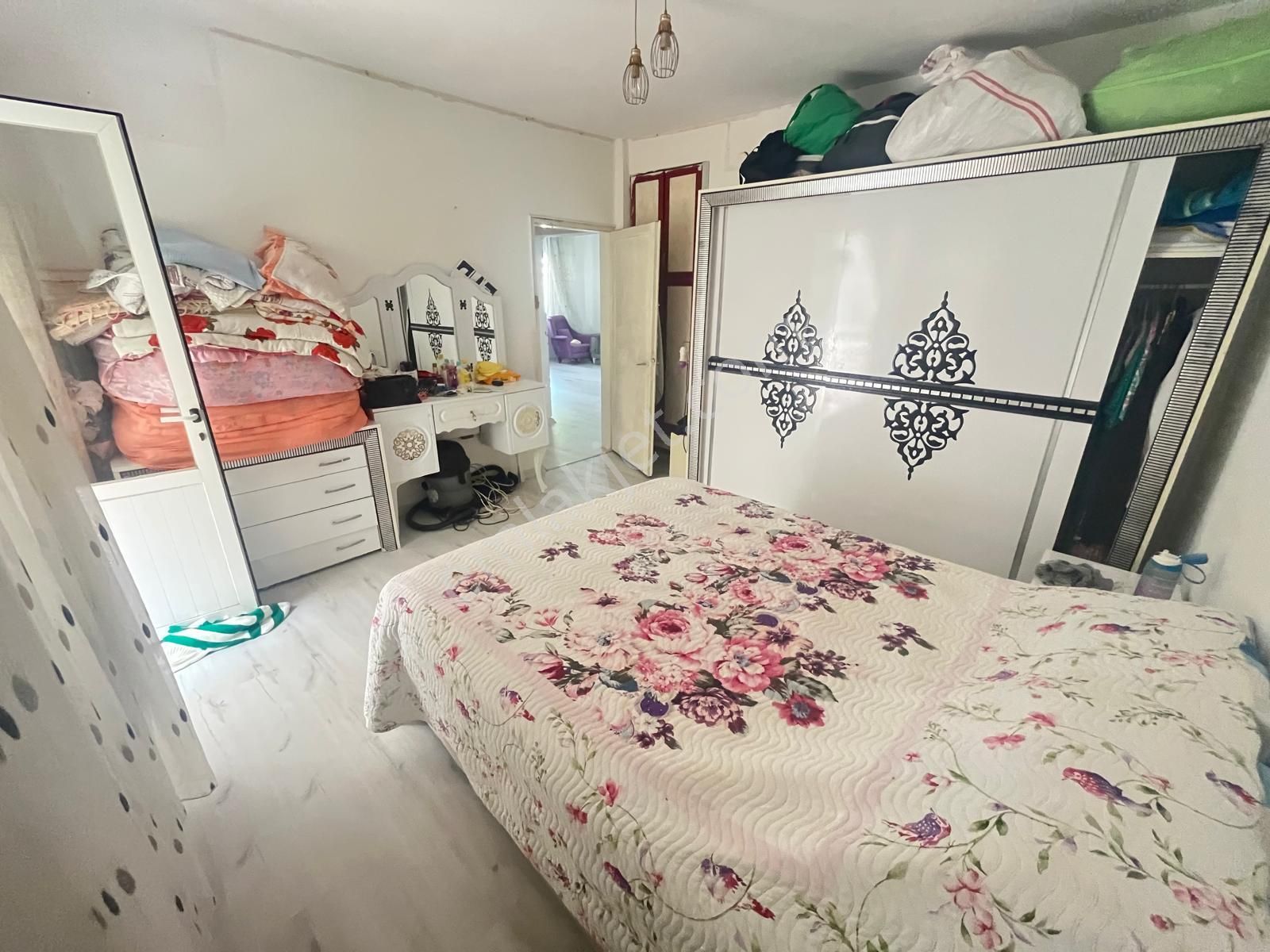 Prestij'den Hamidiye'de Ayrı Mutfak Geniş Oturumlu 2+1 Daire - Görsel 13