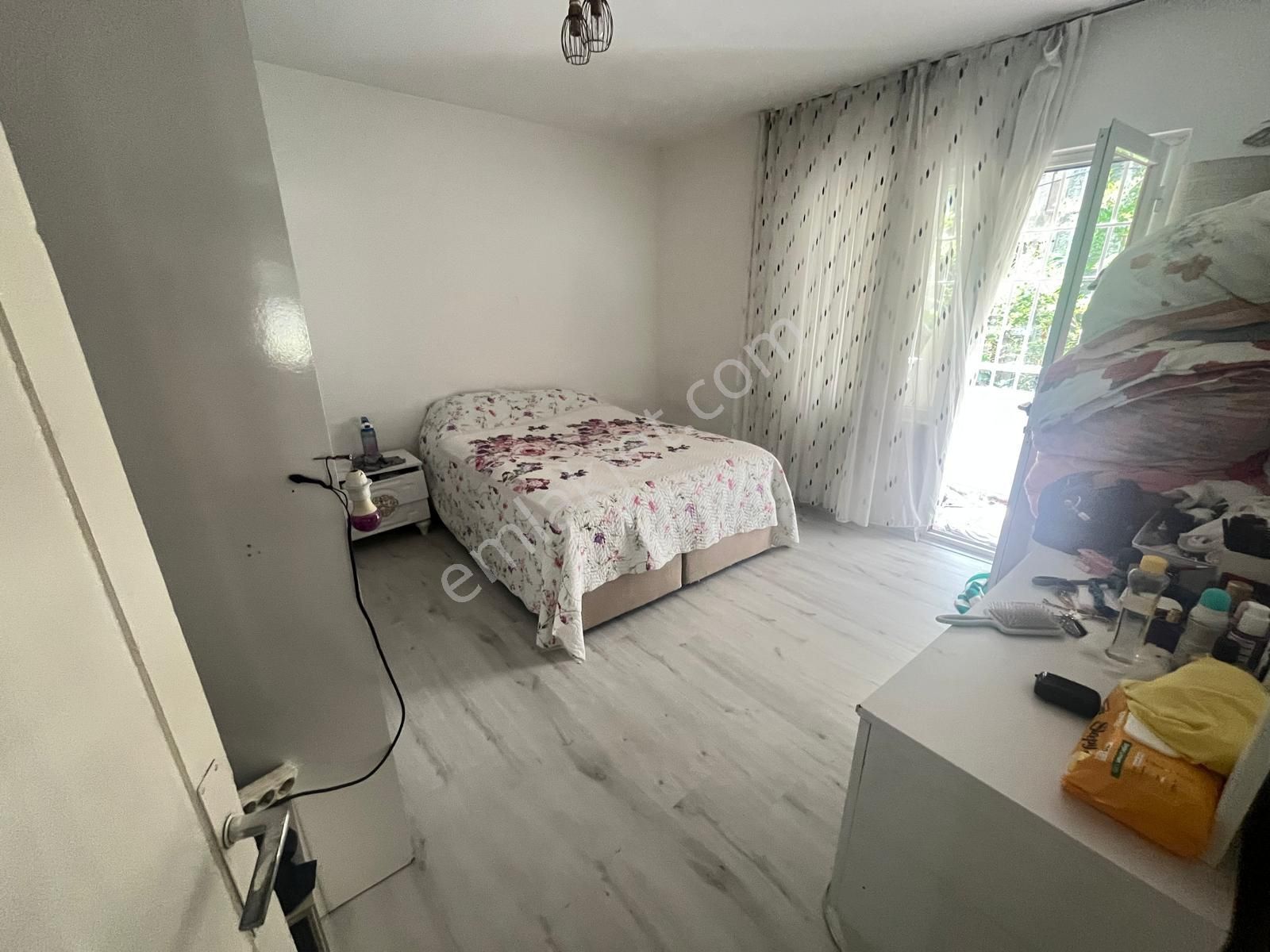 Prestij'den Hamidiye'de Ayrı Mutfak Geniş Oturumlu 2+1 Daire - Görsel 9