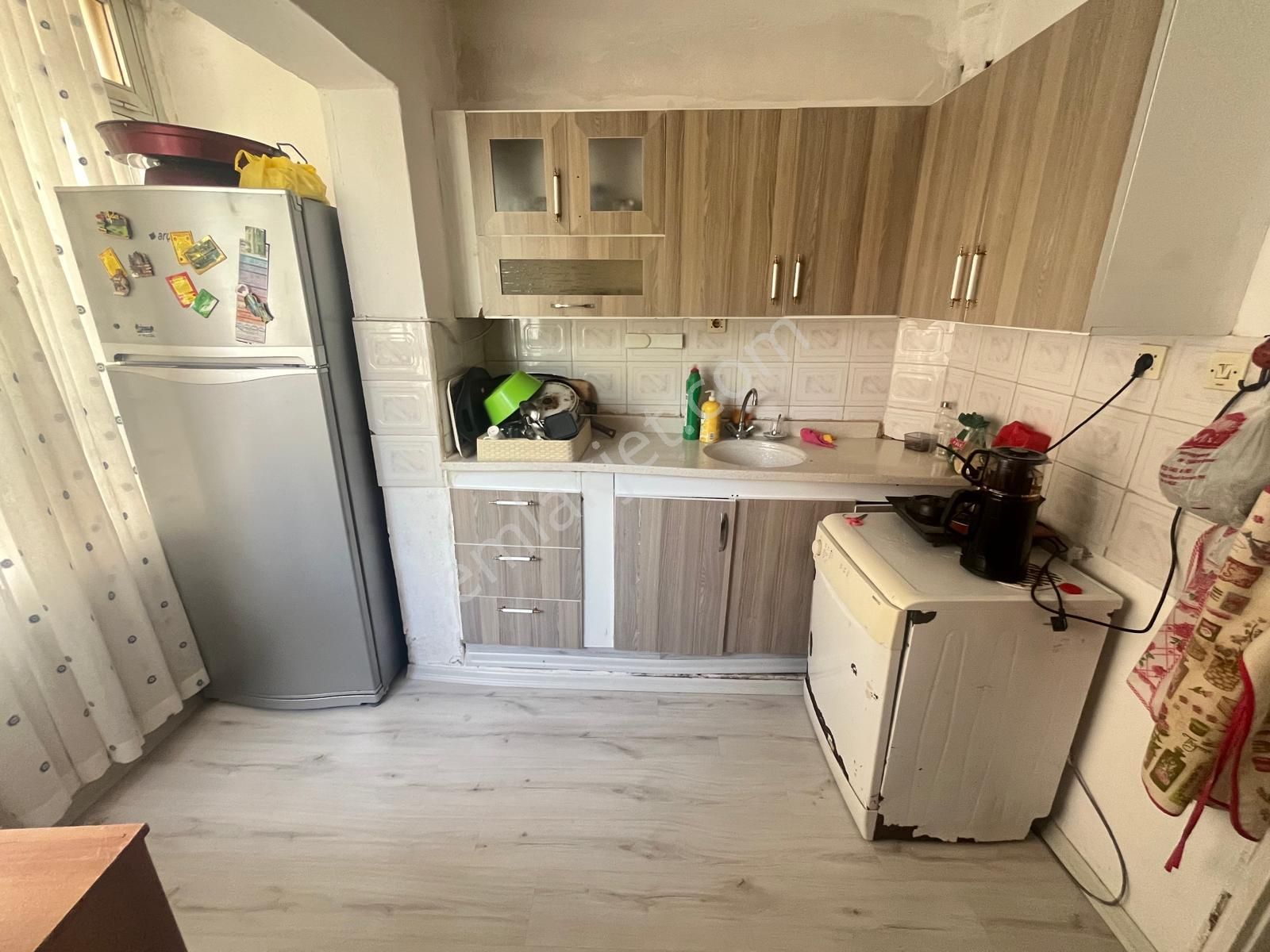 Prestij'den Hamidiye'de Ayrı Mutfak Geniş Oturumlu 2+1 Daire - Görsel 4