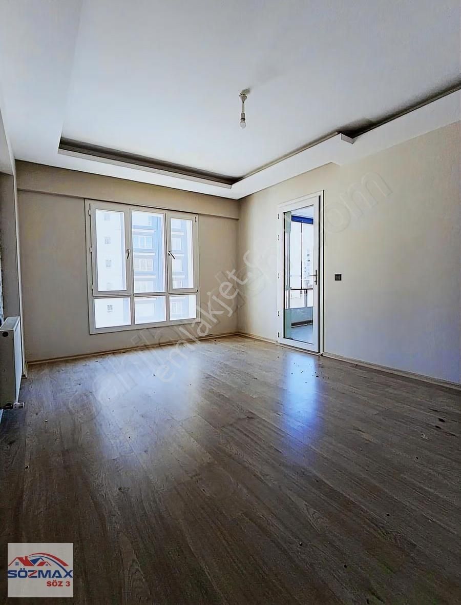 Ertuğrul Gazi Mahallesinde Çift Banyo Kiralık 3+1 Daire - Görsel 18