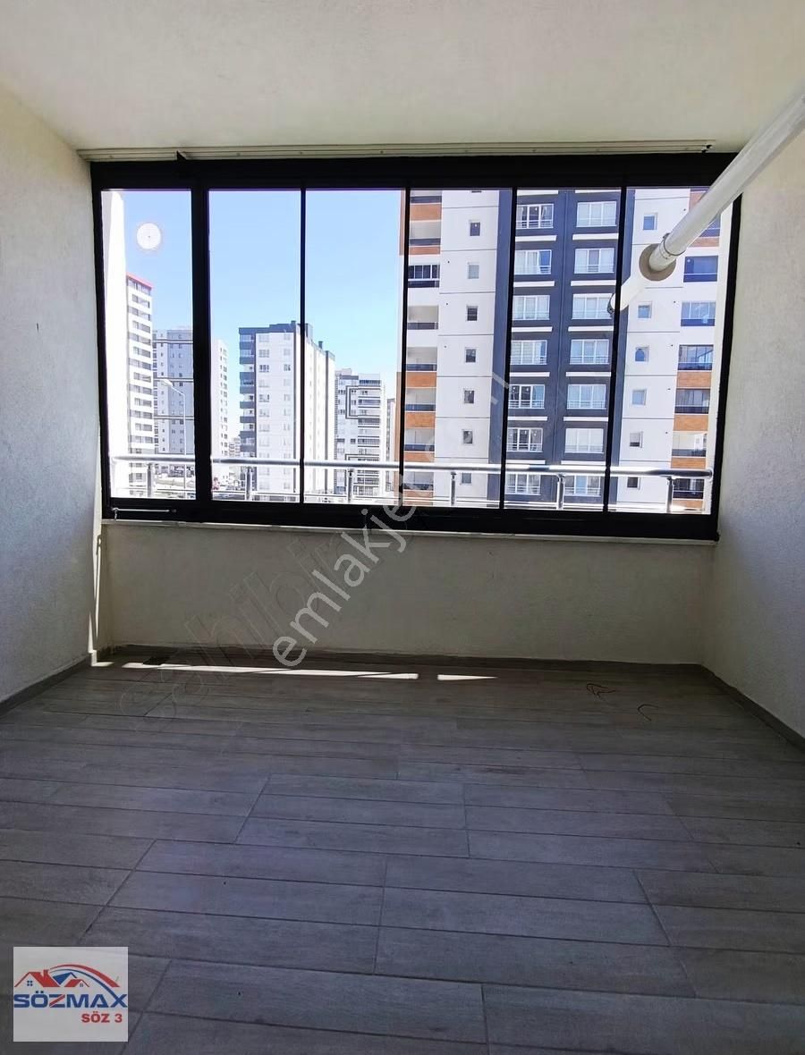 Ertuğrul Gazi Mahallesinde Çift Banyo Kiralık 3+1 Daire - Görsel 11