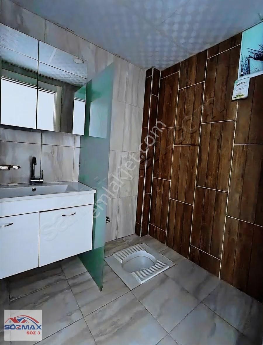 Ertuğrul Gazi Mahallesinde Çift Banyo Kiralık 3+1 Daire - Görsel 13