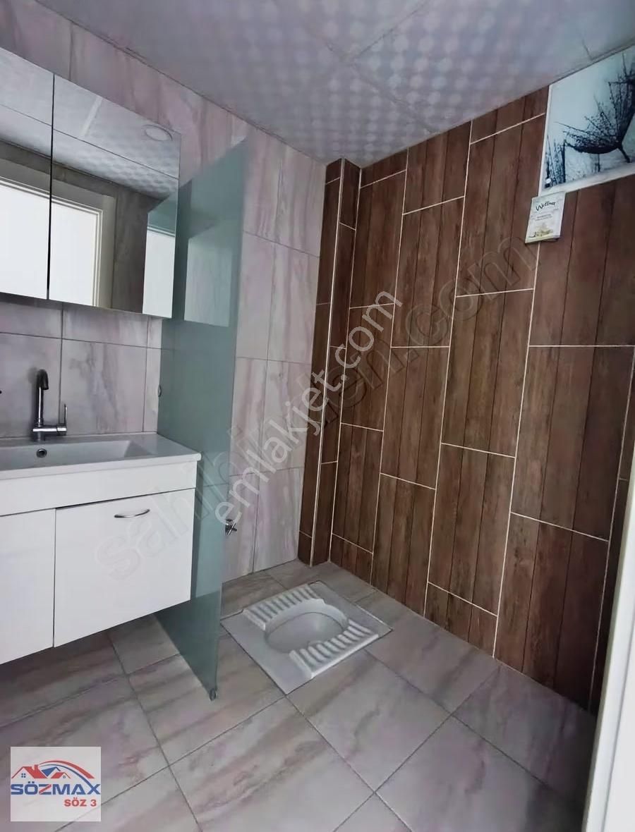 Ertuğrul Gazi Mahallesinde Çift Banyo Kiralık 3+1 Daire - Görsel 9